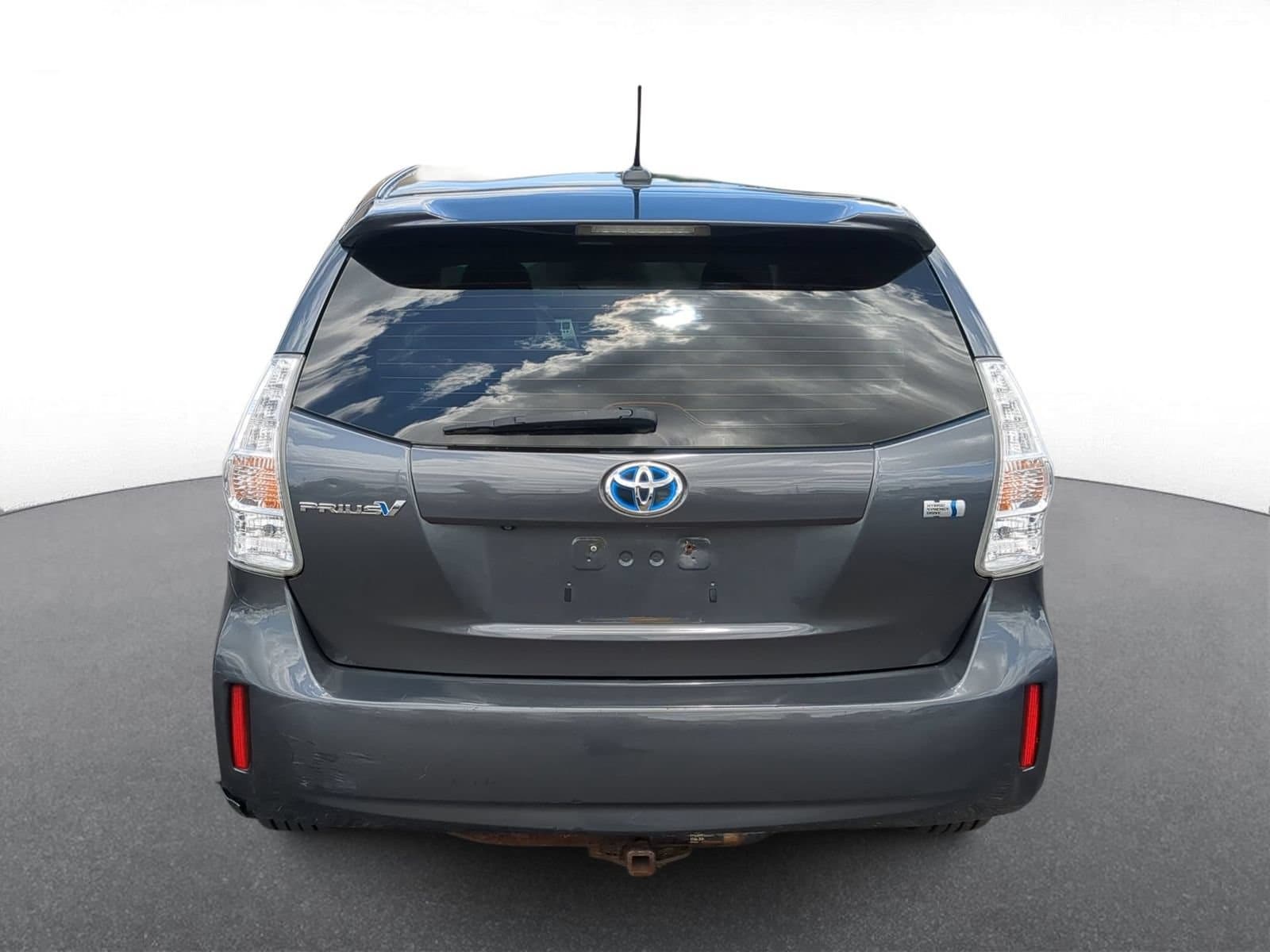Thumbnail: 2013 Toyota Prius v - 7