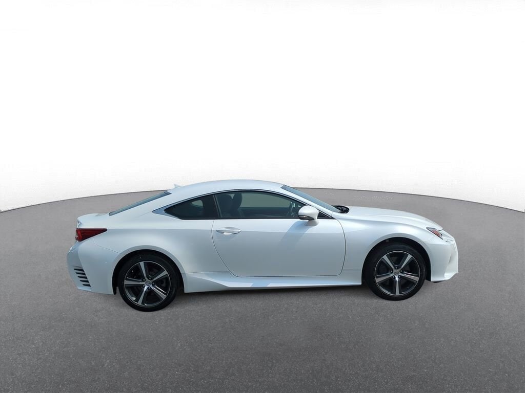 Thumbnail: 2017 Lexus RC - 9