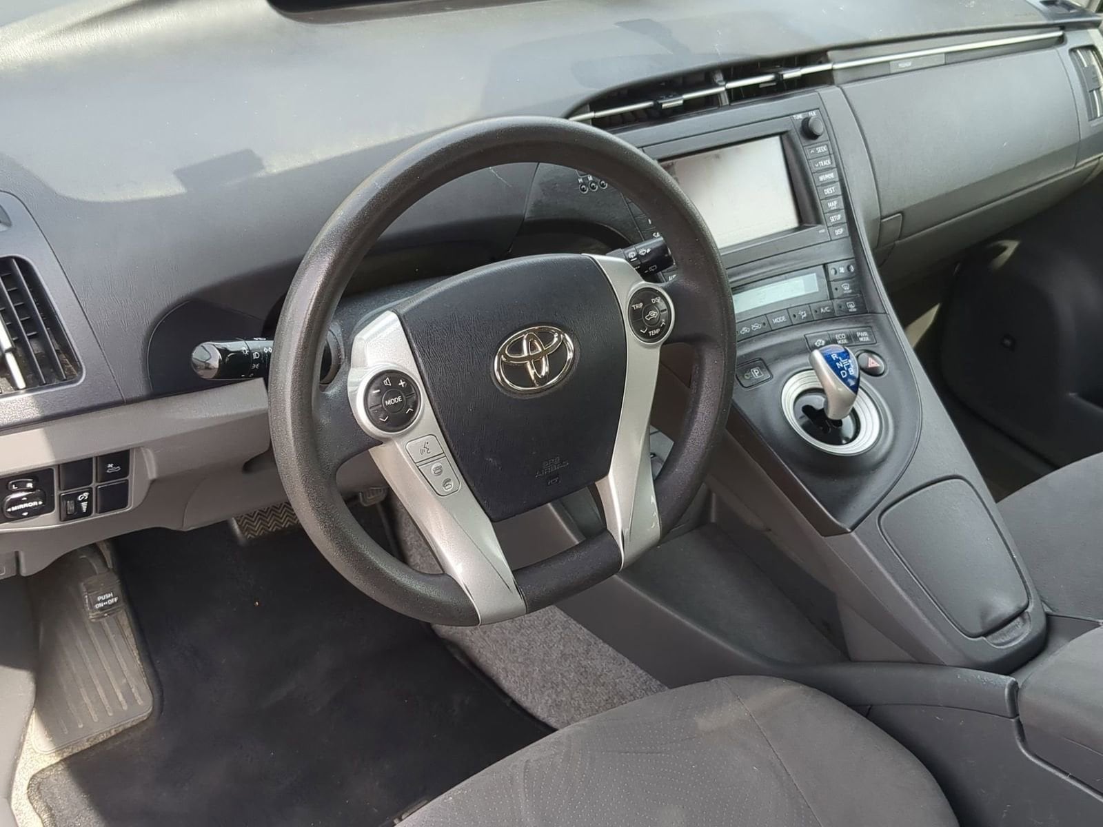 Thumbnail: 2010 Toyota Prius - 10