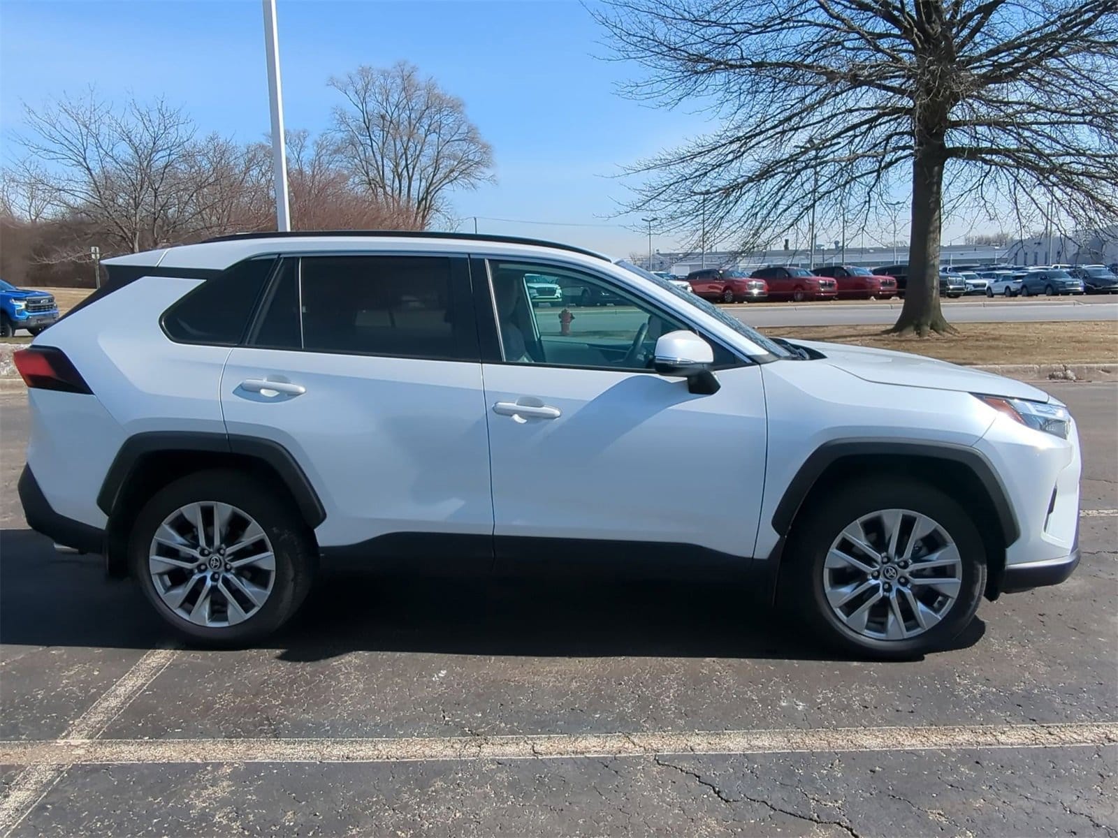 Thumbnail: 2024 Toyota RAV4 - 15