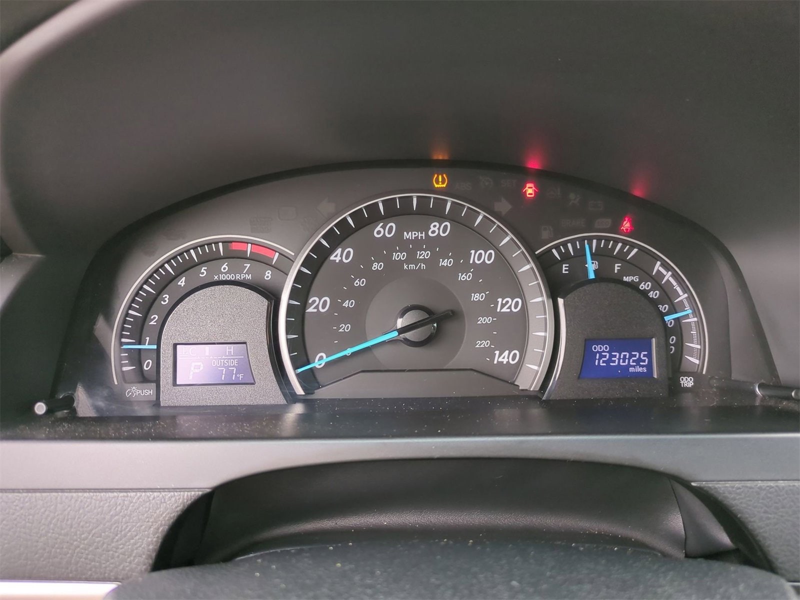 Thumbnail: 2012 Toyota Camry - 27