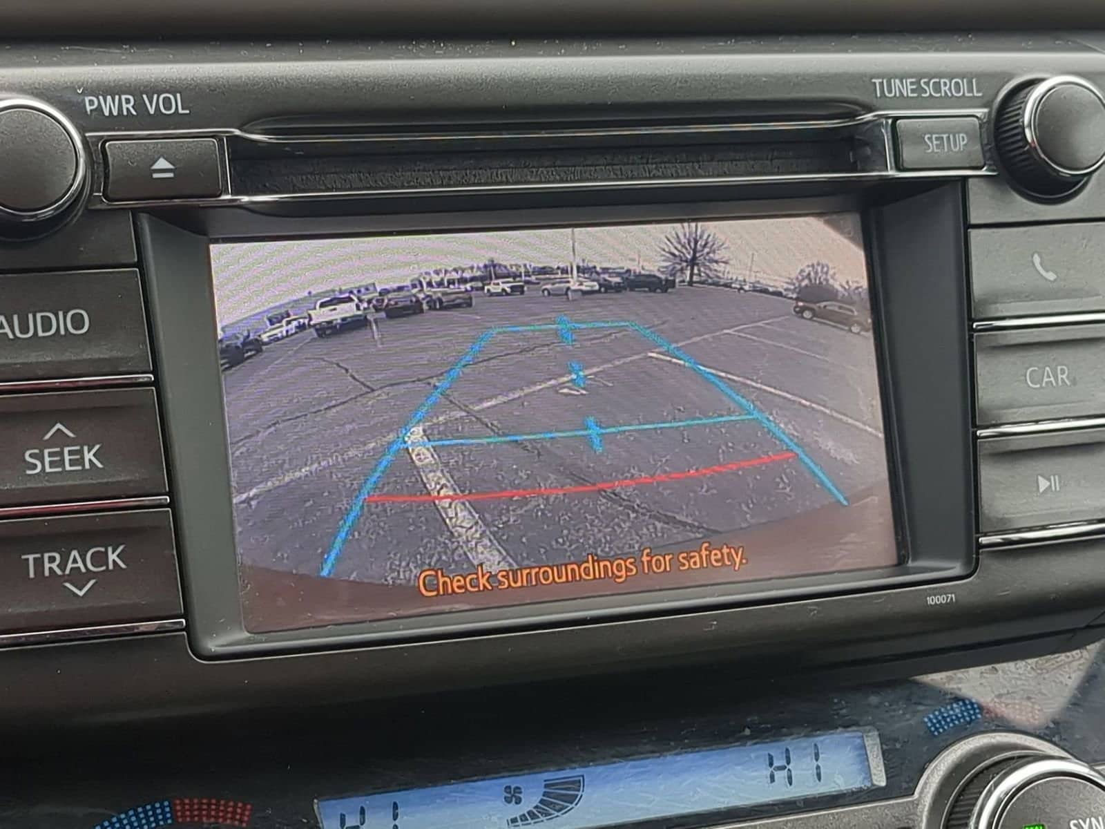 Thumbnail: 2013 Toyota RAV4 - 28