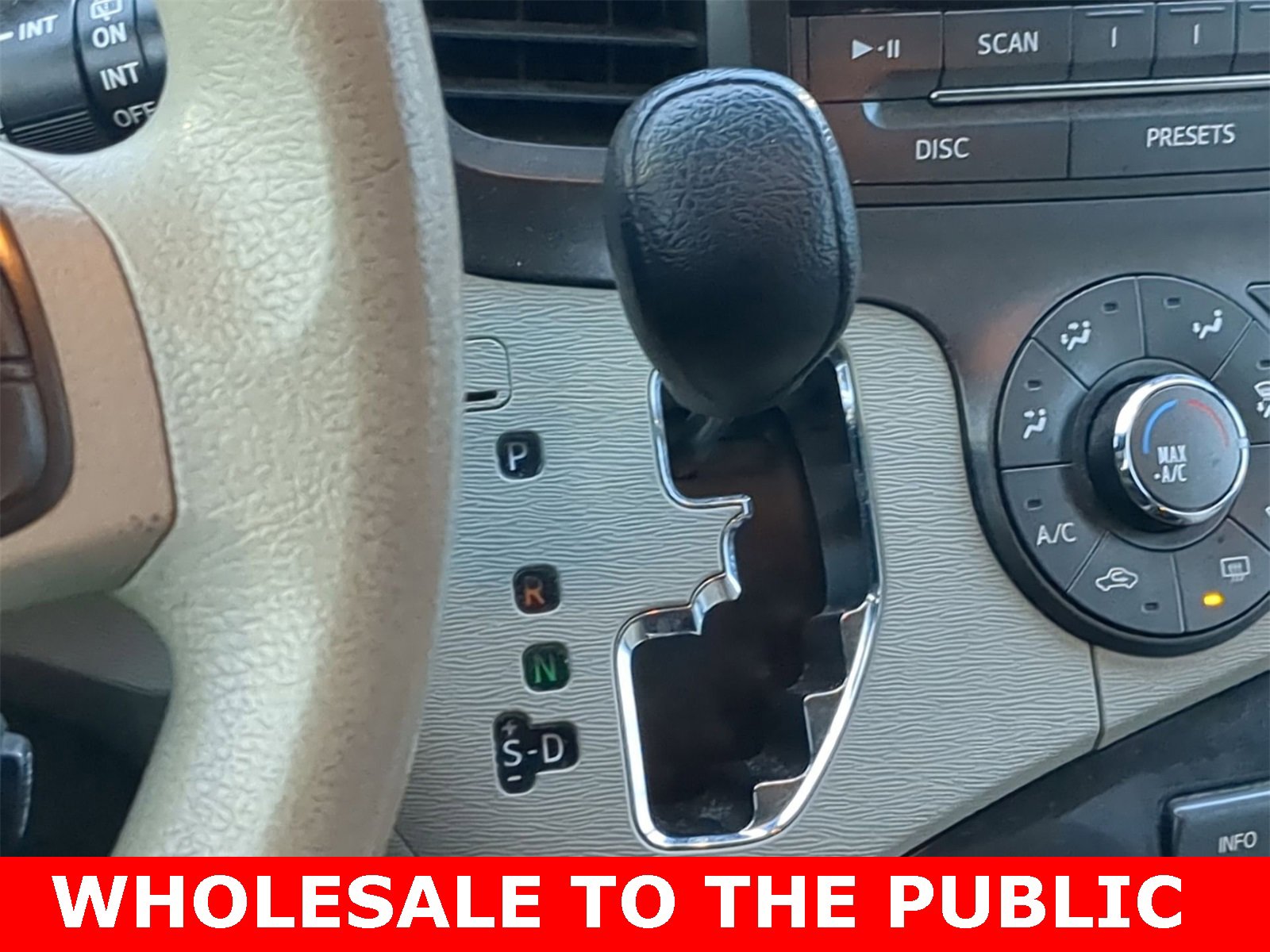 Thumbnail: 2012 Toyota Sienna - 31