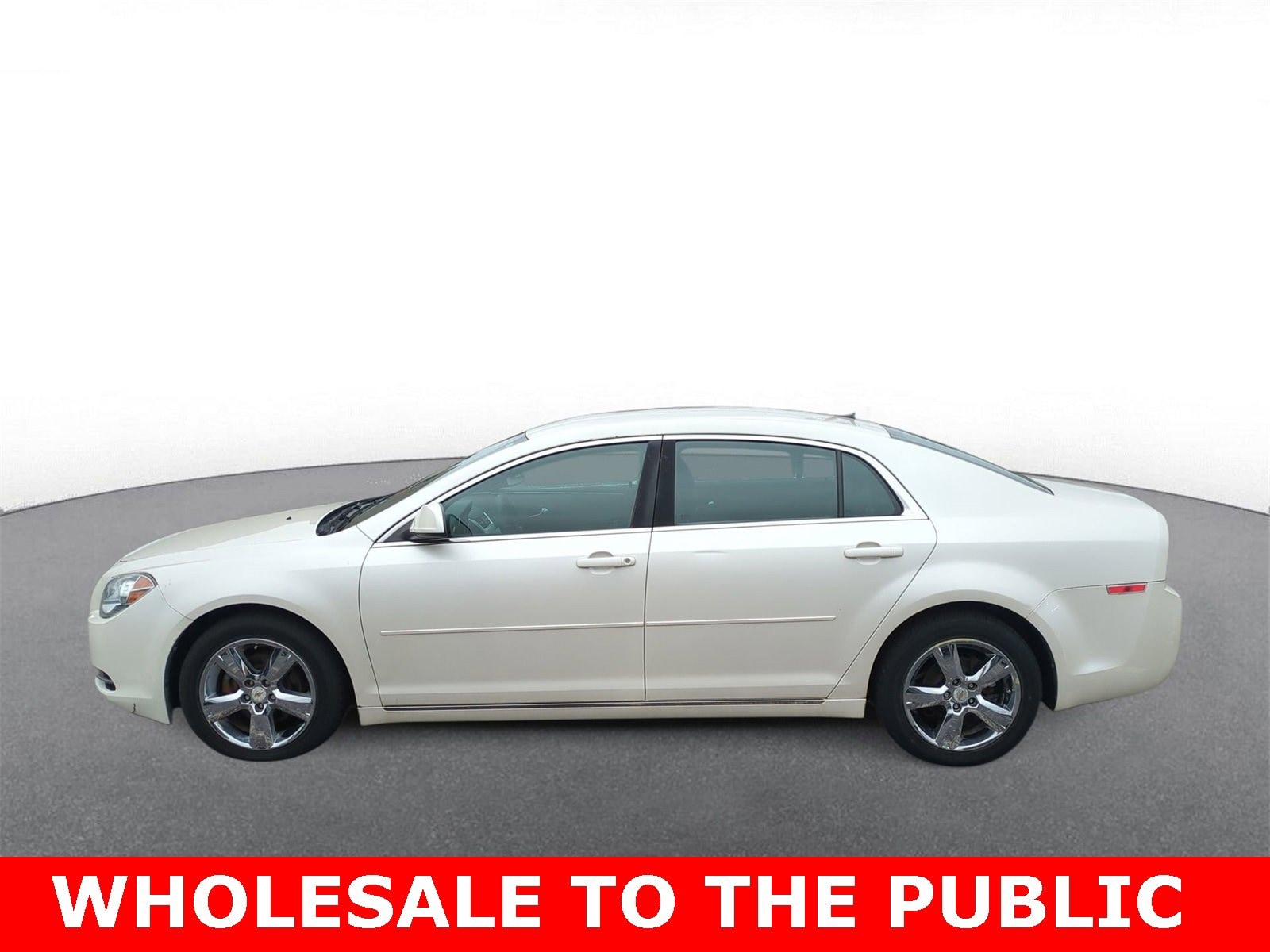 Thumbnail: 2011 Chevrolet Malibu - 5