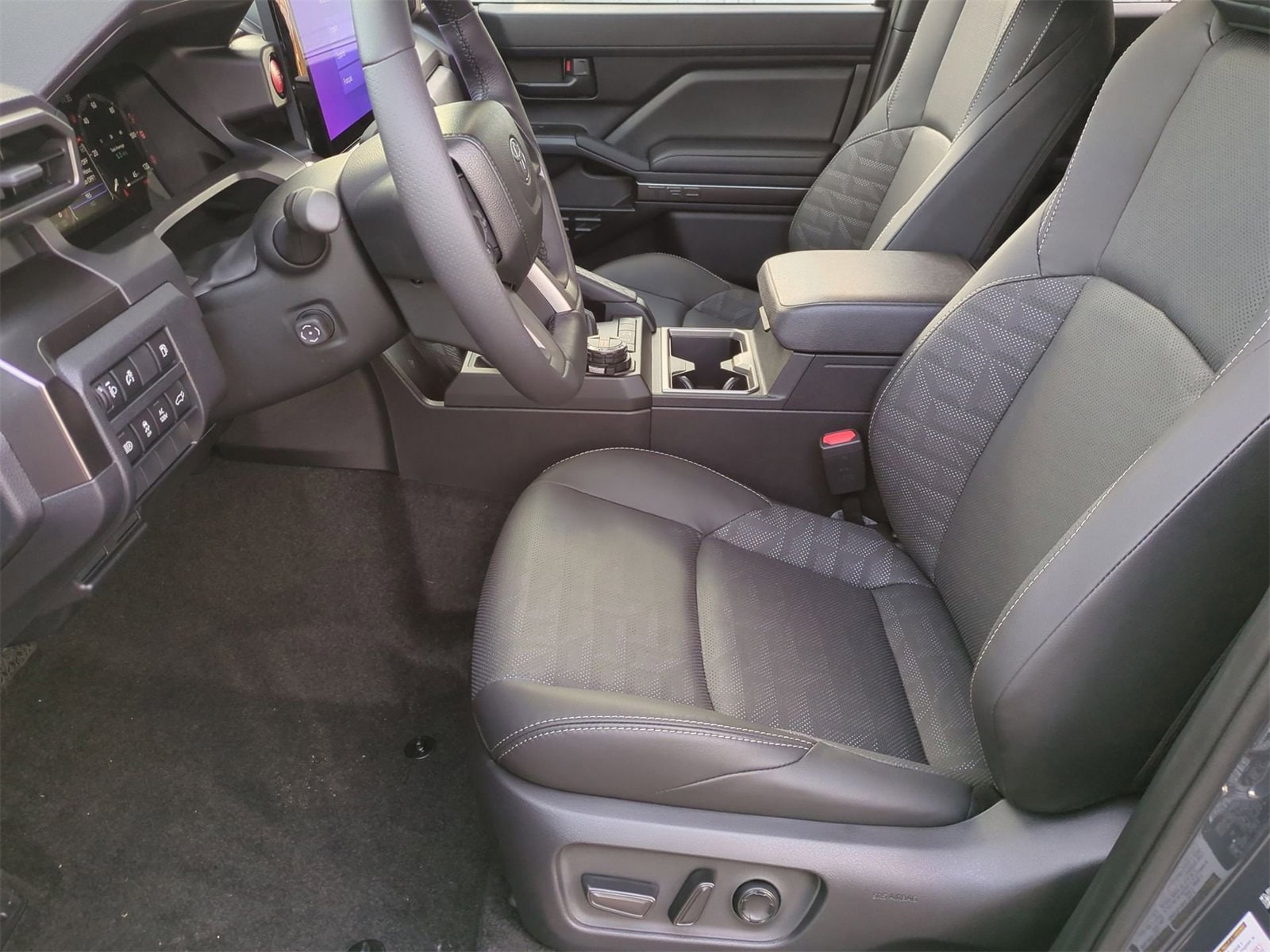 Thumbnail: 2025 Toyota 4Runner - 16