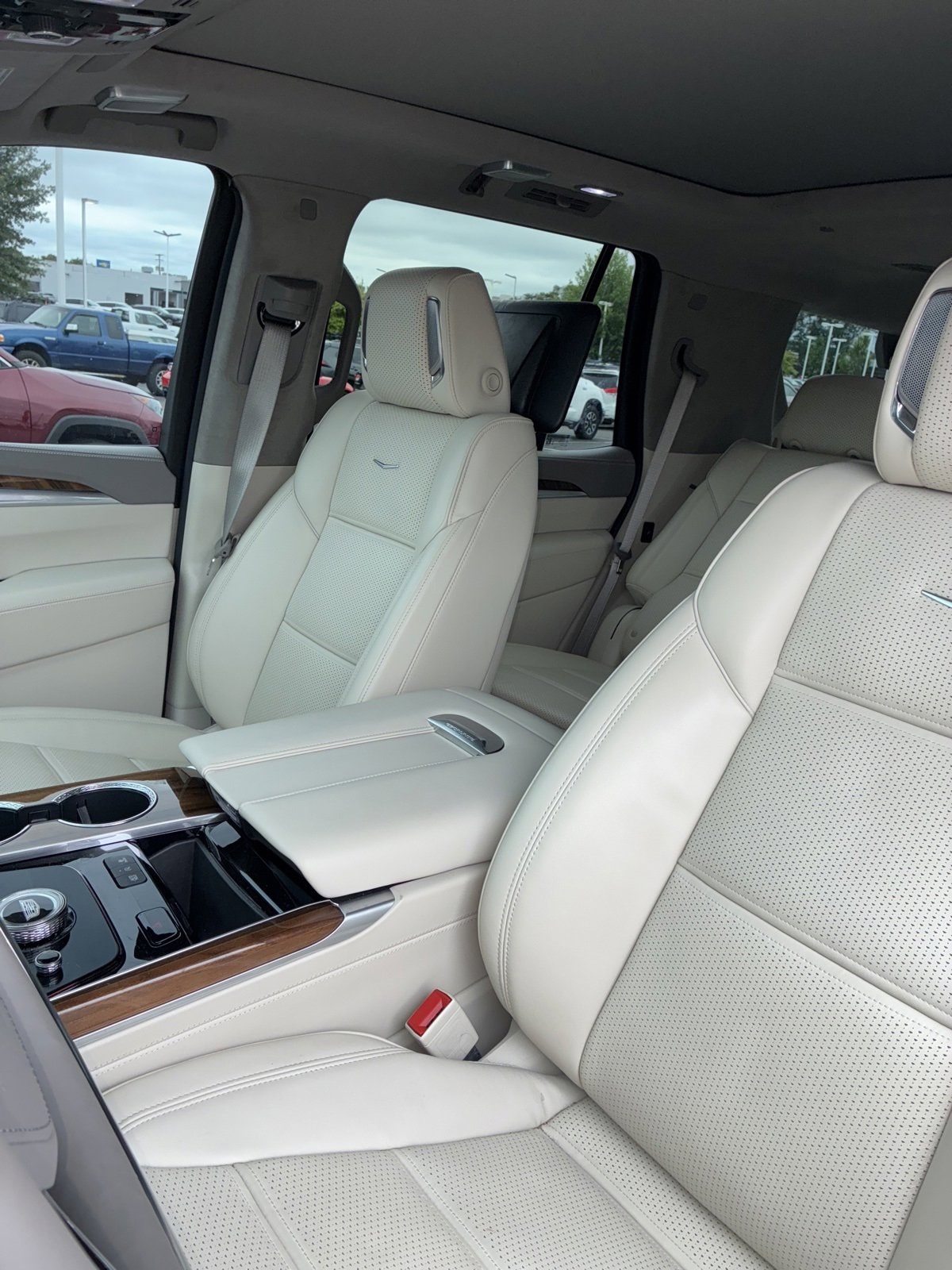 Thumbnail: 2025 Cadillac Escalade - 8