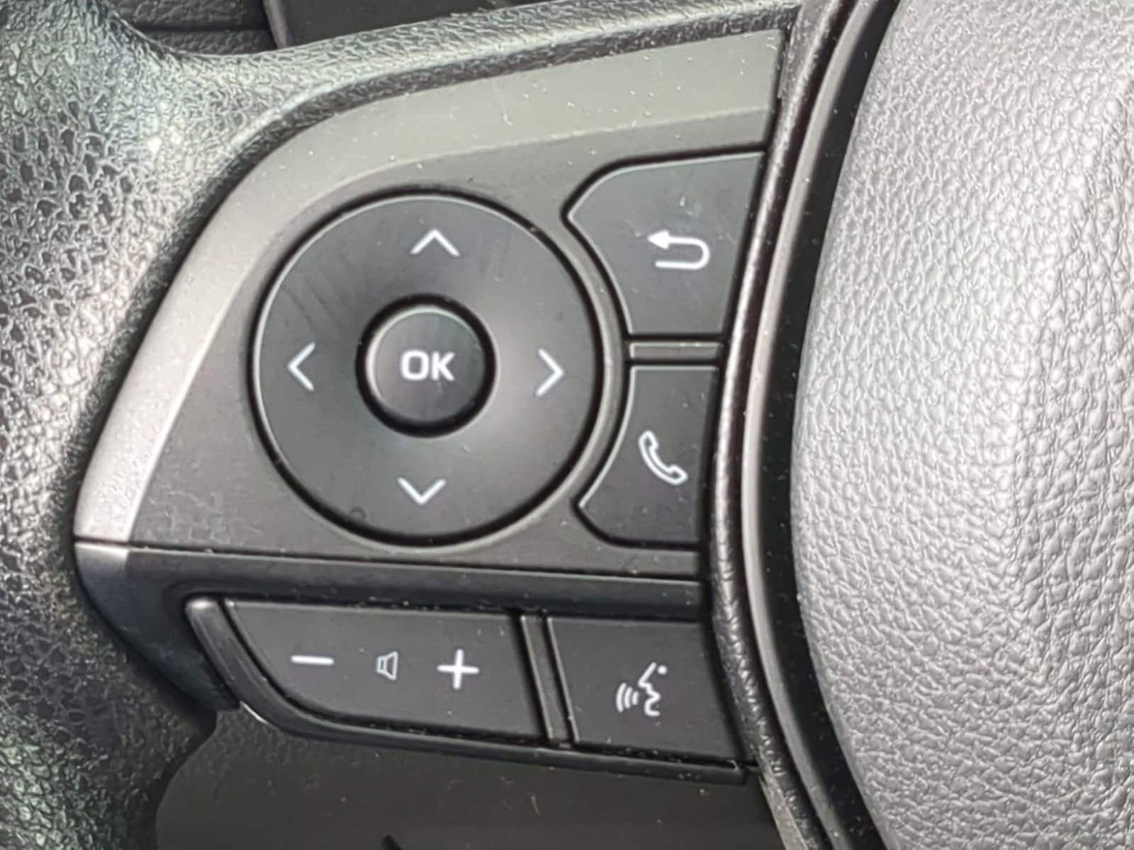 Thumbnail: 2023 Toyota RAV4 - 23