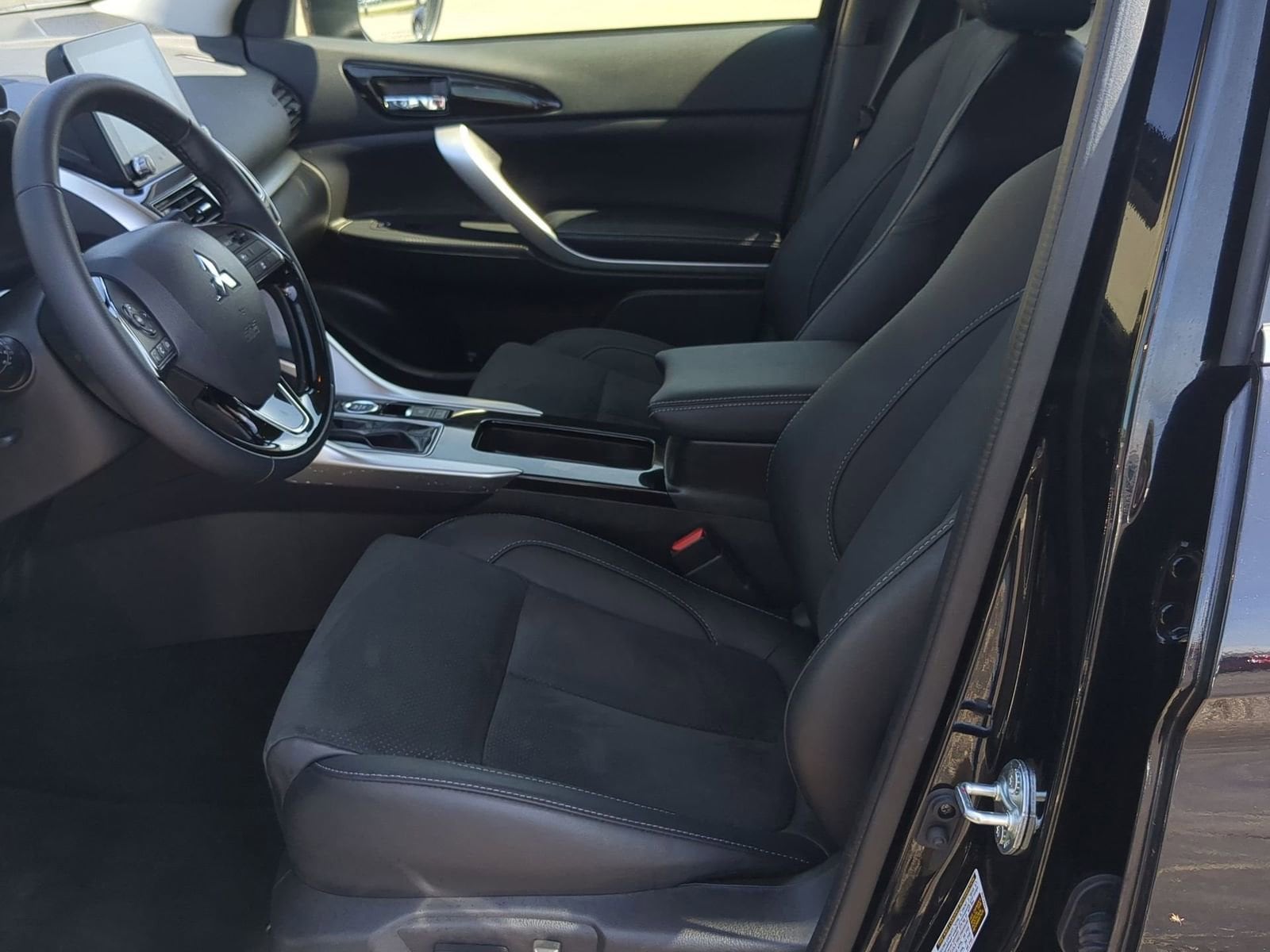 Thumbnail: 2026 Mitsubishi Eclipse Cross - 16