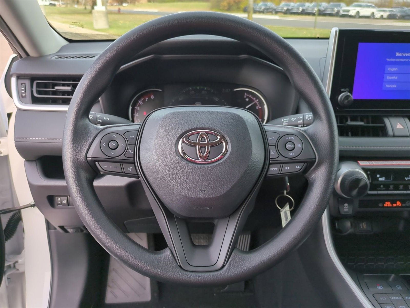 Thumbnail: 2025 Toyota RAV4 - 21