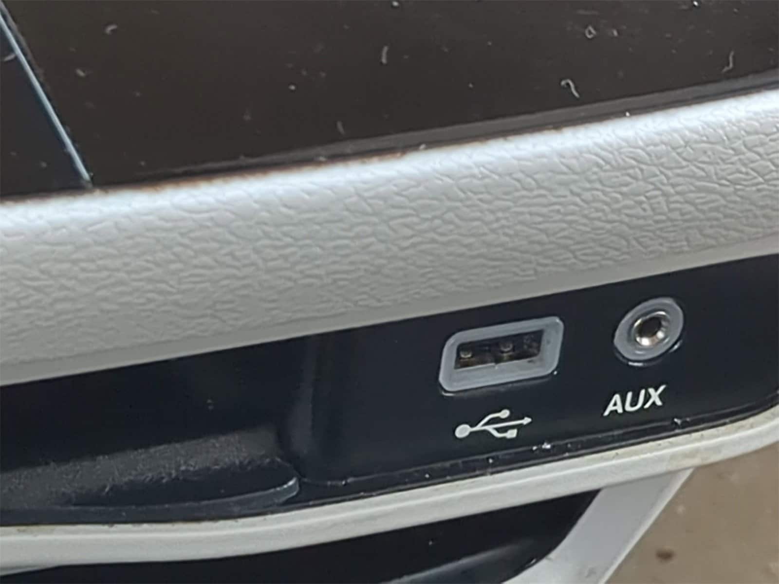 Thumbnail: 2018 Chrysler Pacifica - 29