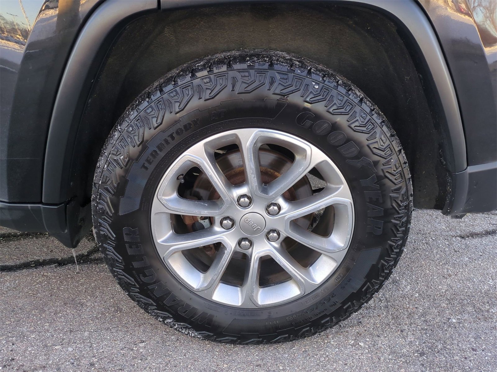 Thumbnail: 2014 Jeep Grand Cherokee - 14