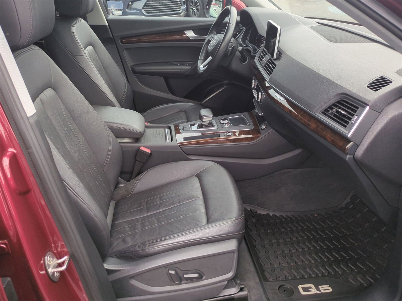 Thumbnail: 2020 Audi Q5 - 20
