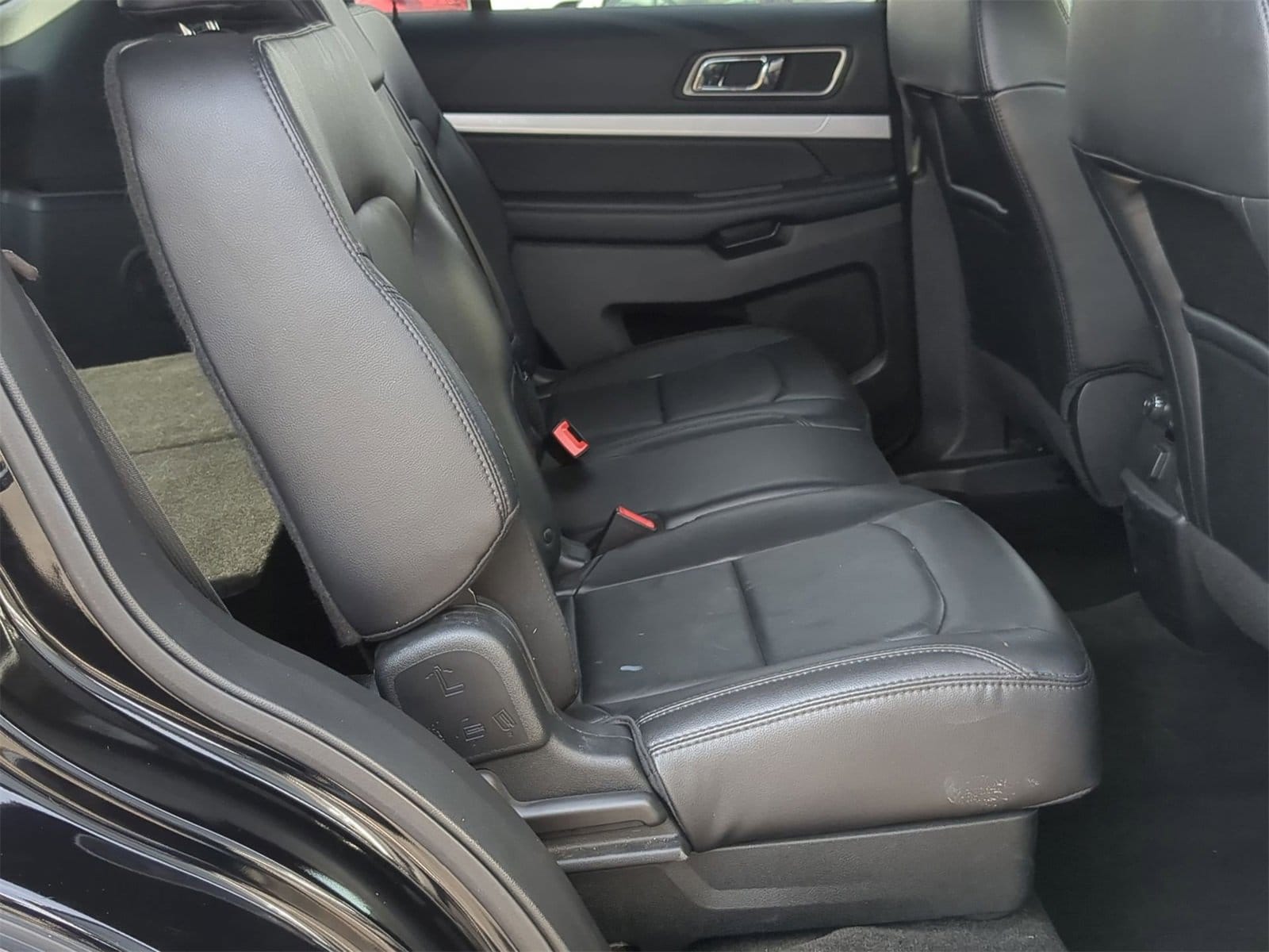 Thumbnail: 2017 Ford Explorer - 27