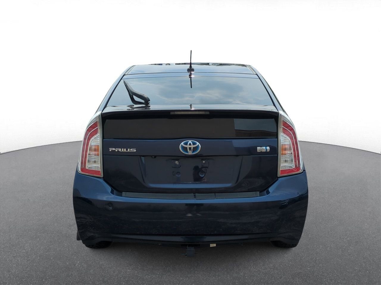 Thumbnail: 2013 Toyota Prius - 7