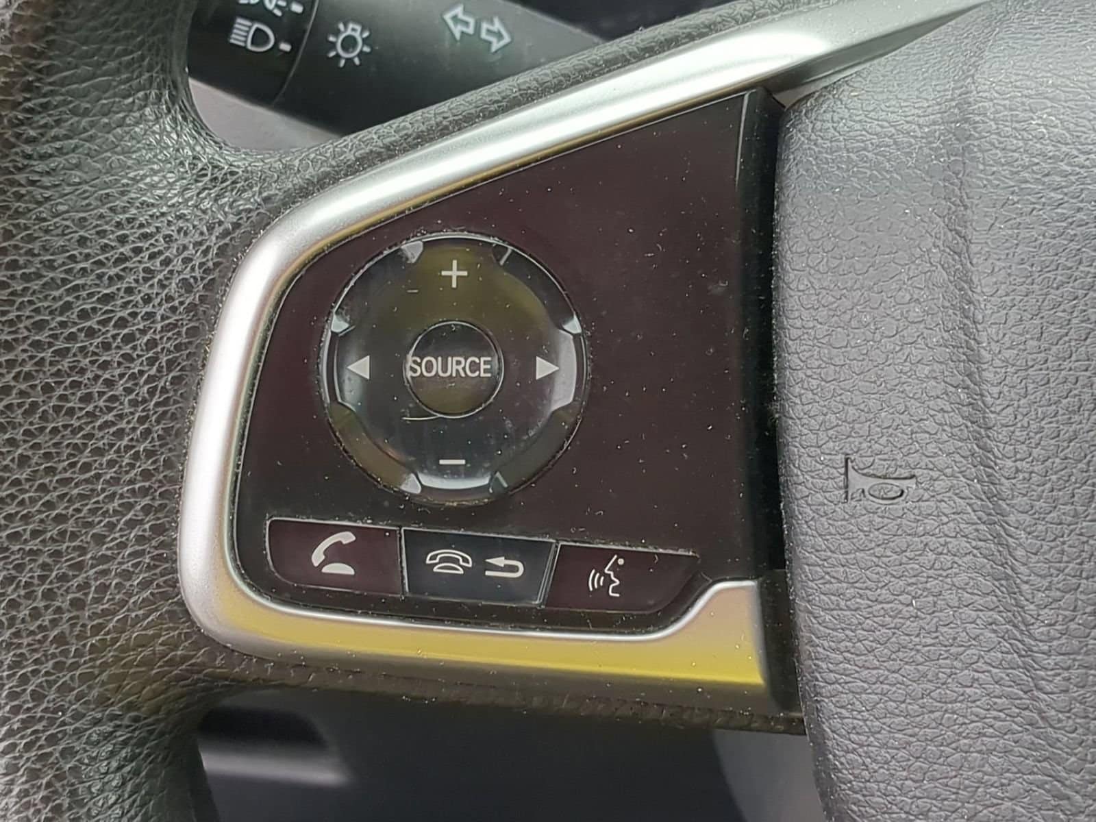 Thumbnail: 2019 Honda CR-V - 23