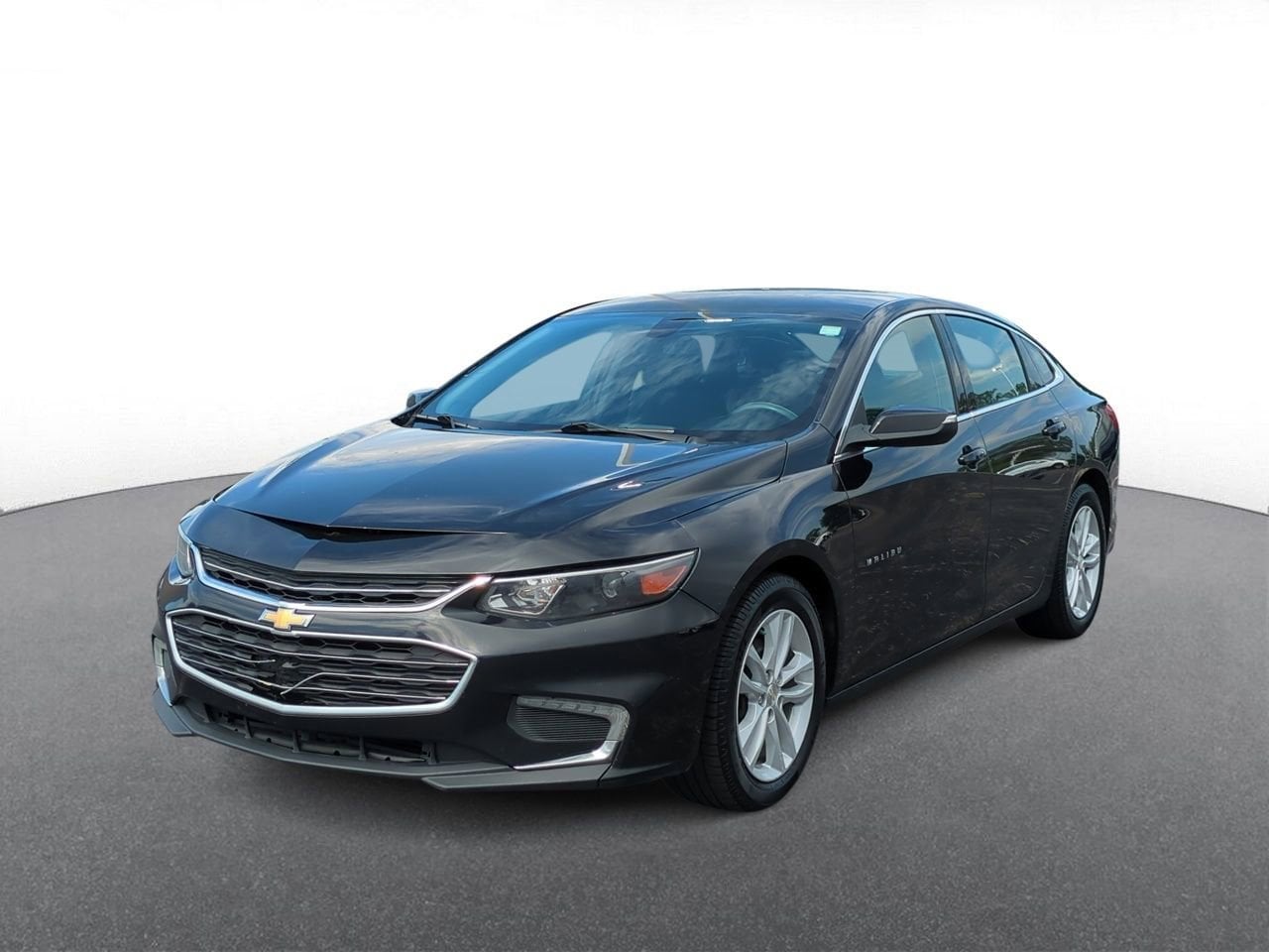 Thumbnail: 2016 Chevrolet Malibu - 4