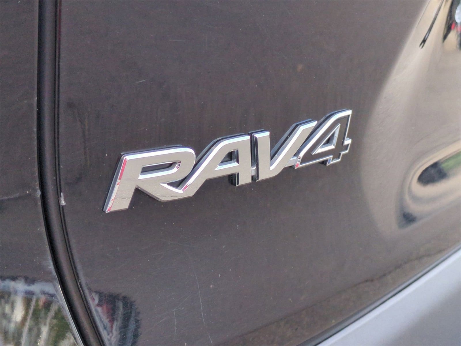 Thumbnail: 2020 Toyota RAV4 - 13