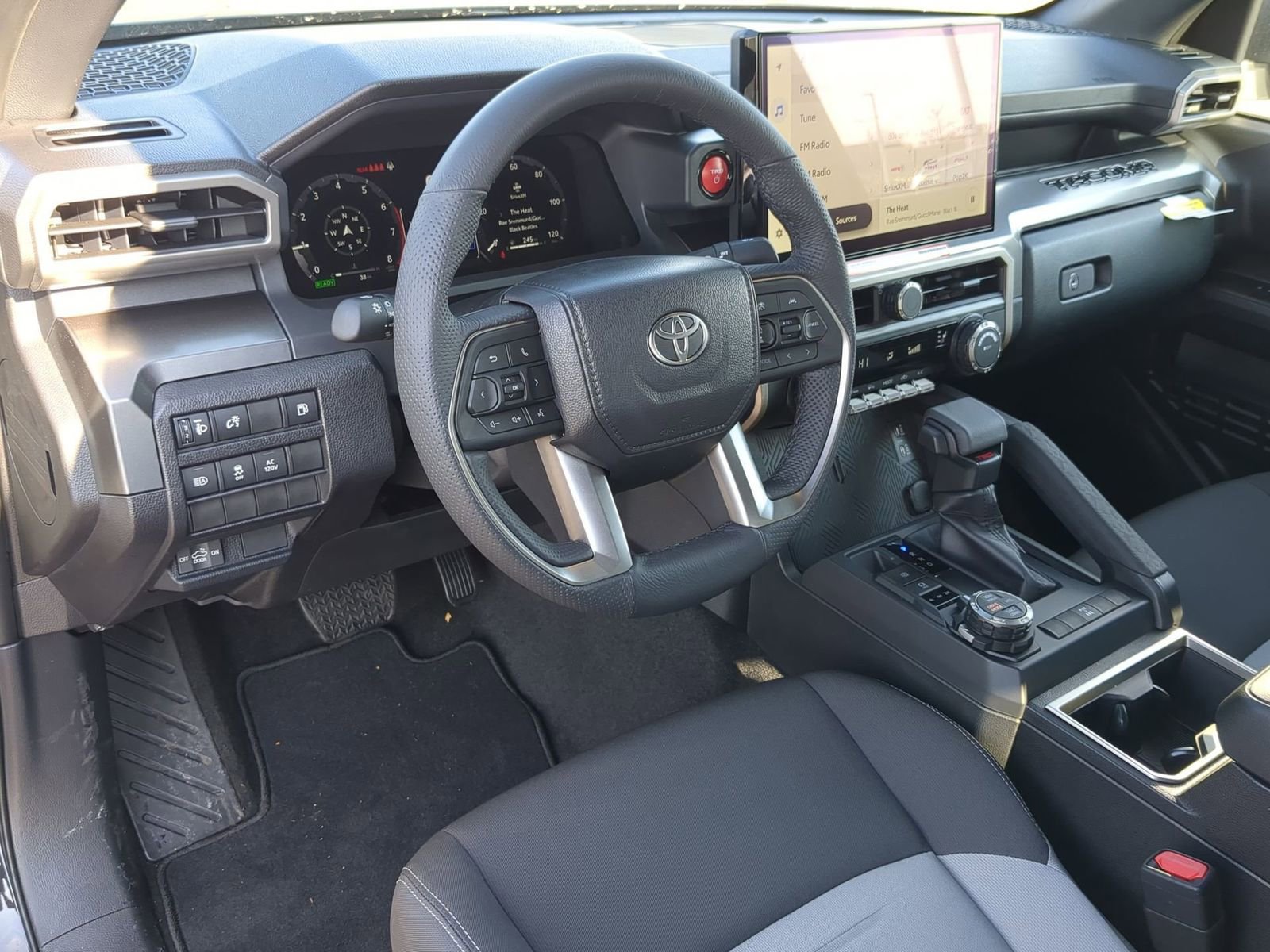 Thumbnail: 2025 Toyota Tacoma - 10