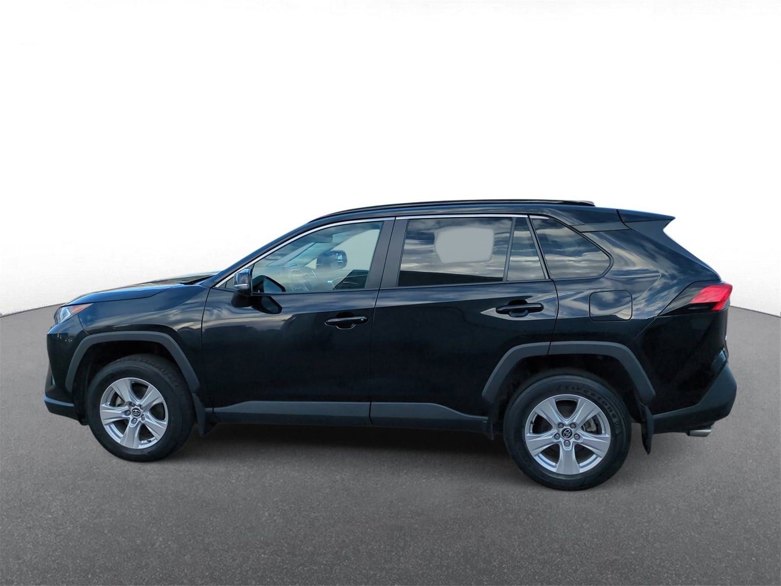 Thumbnail: 2020 Toyota RAV4 - 5