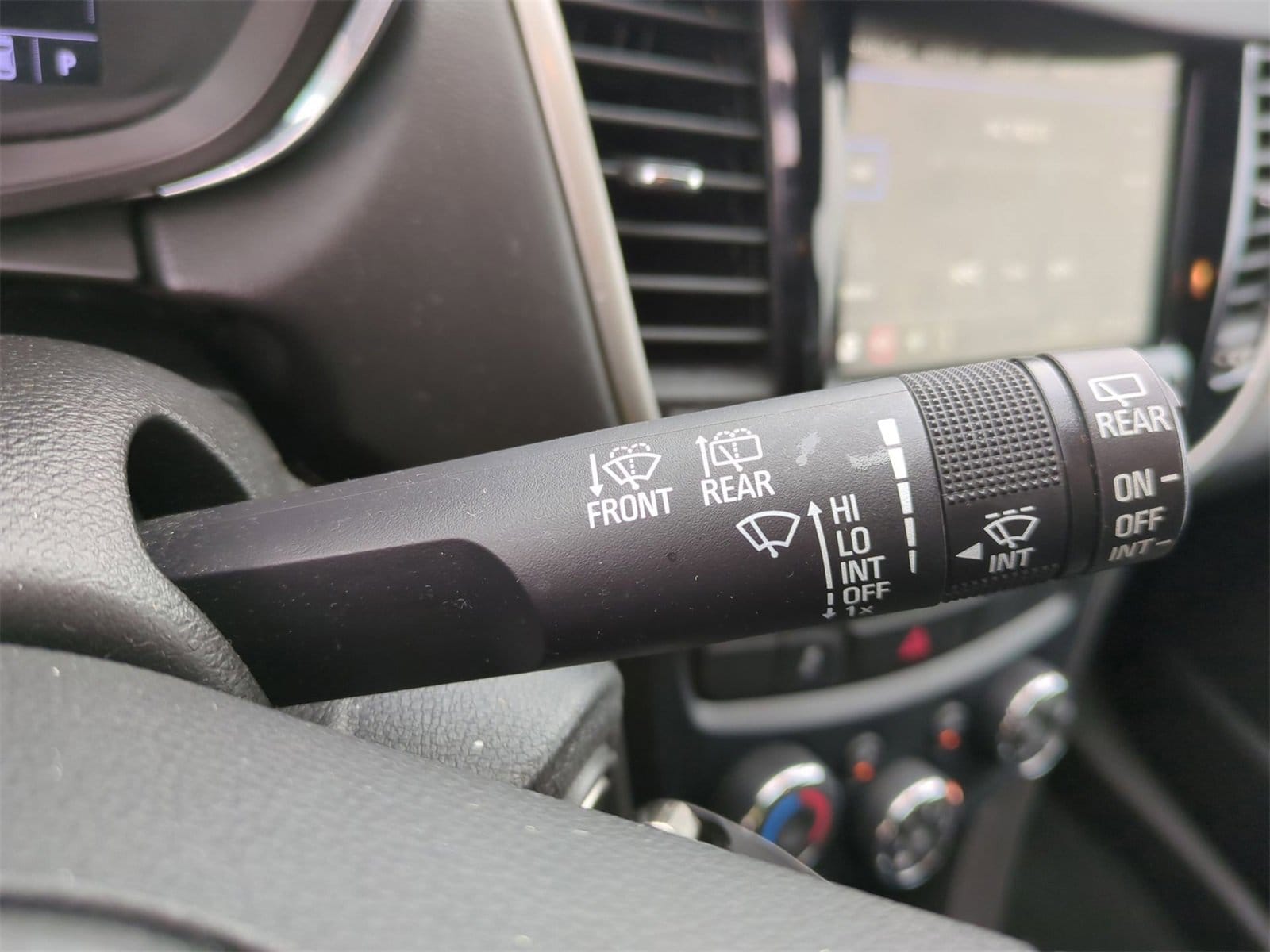 Thumbnail: 2019 Chevrolet Trax - 25