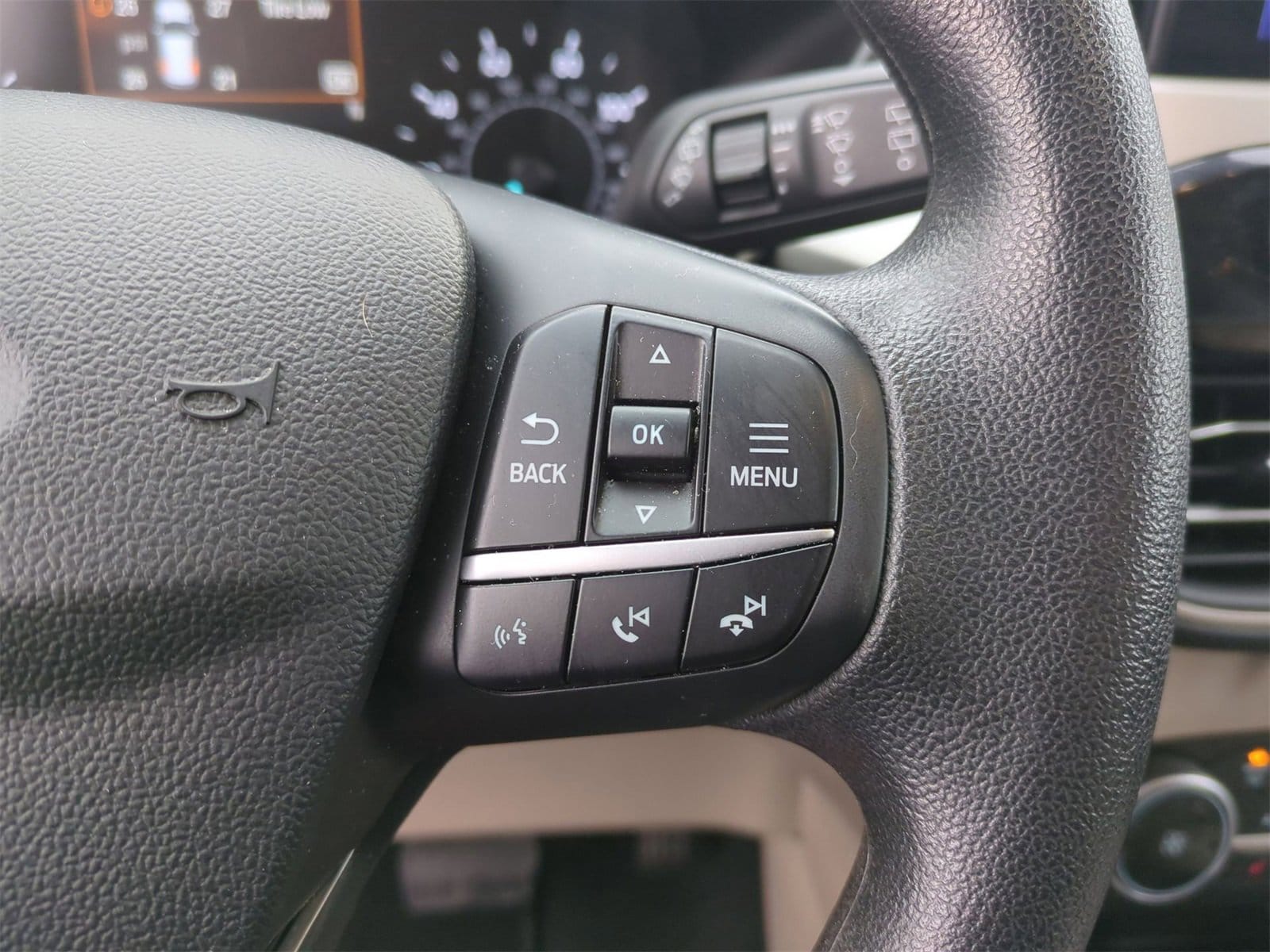 Thumbnail: 2020 Ford Escape - 23