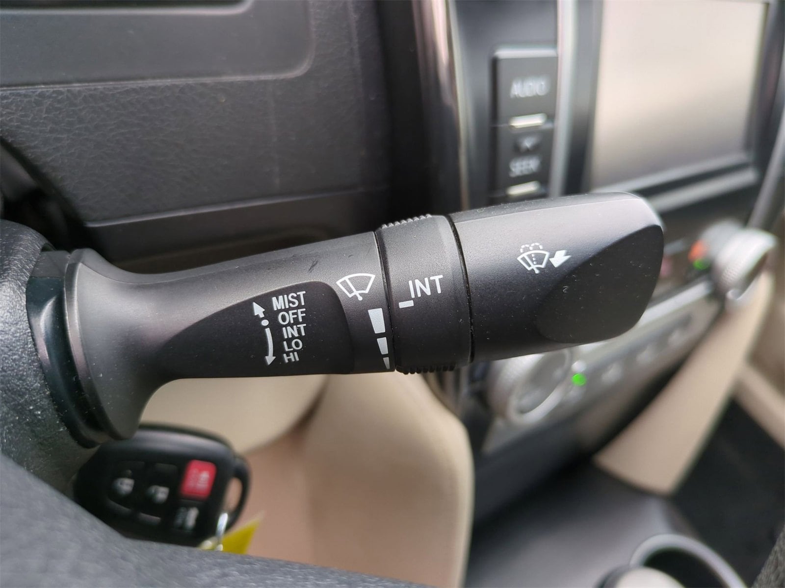 2012 Toyota Camry LE 23