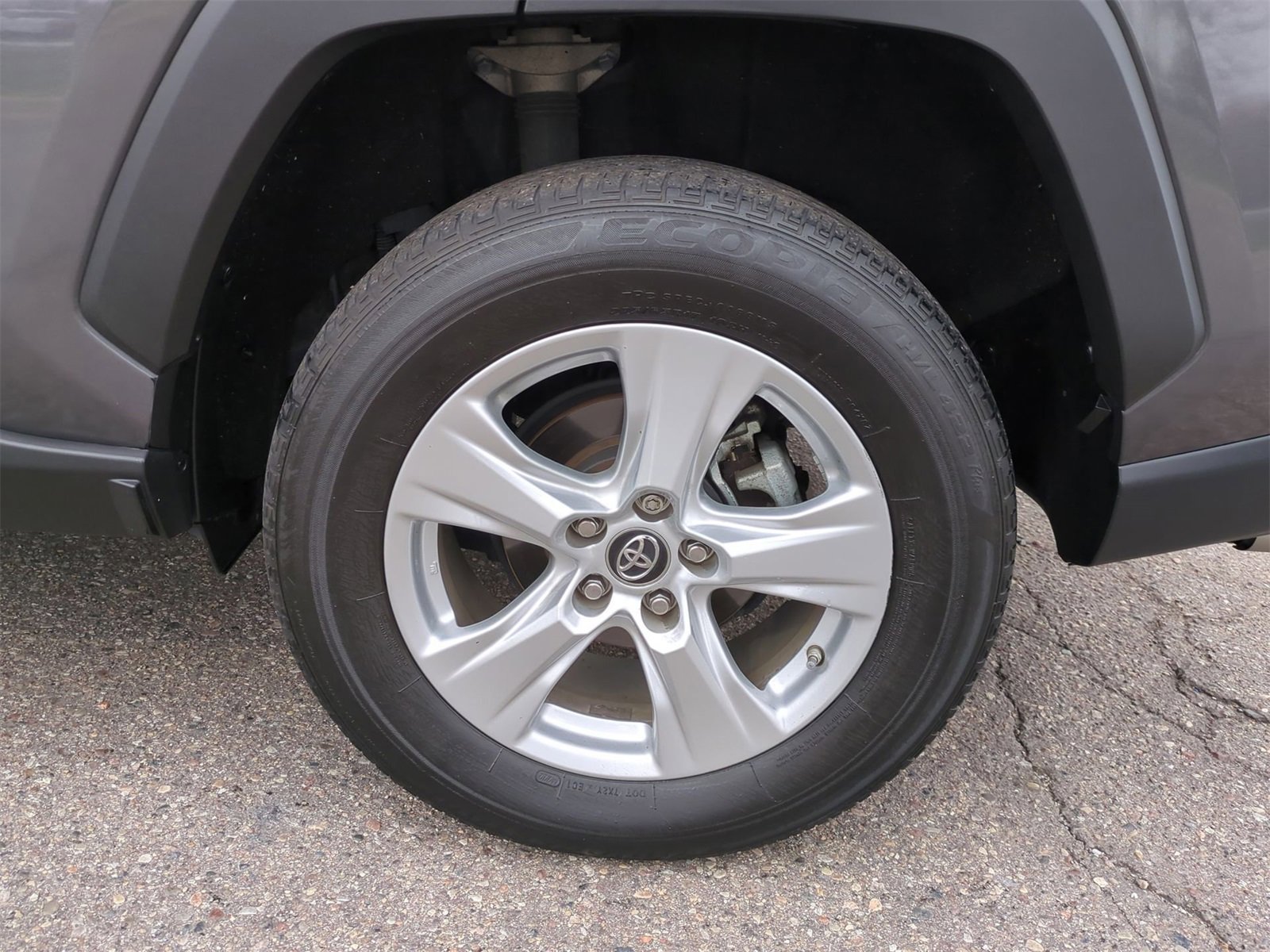 Thumbnail: 2019 Toyota RAV4 - 14