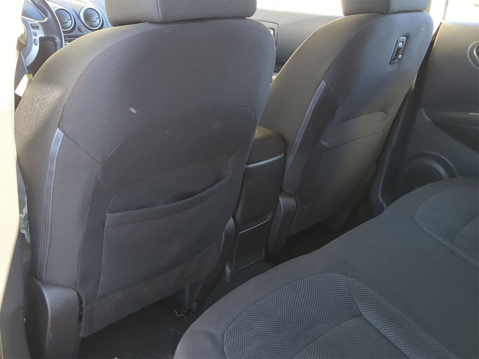 Thumbnail: 2015 Nissan Rogue - 25