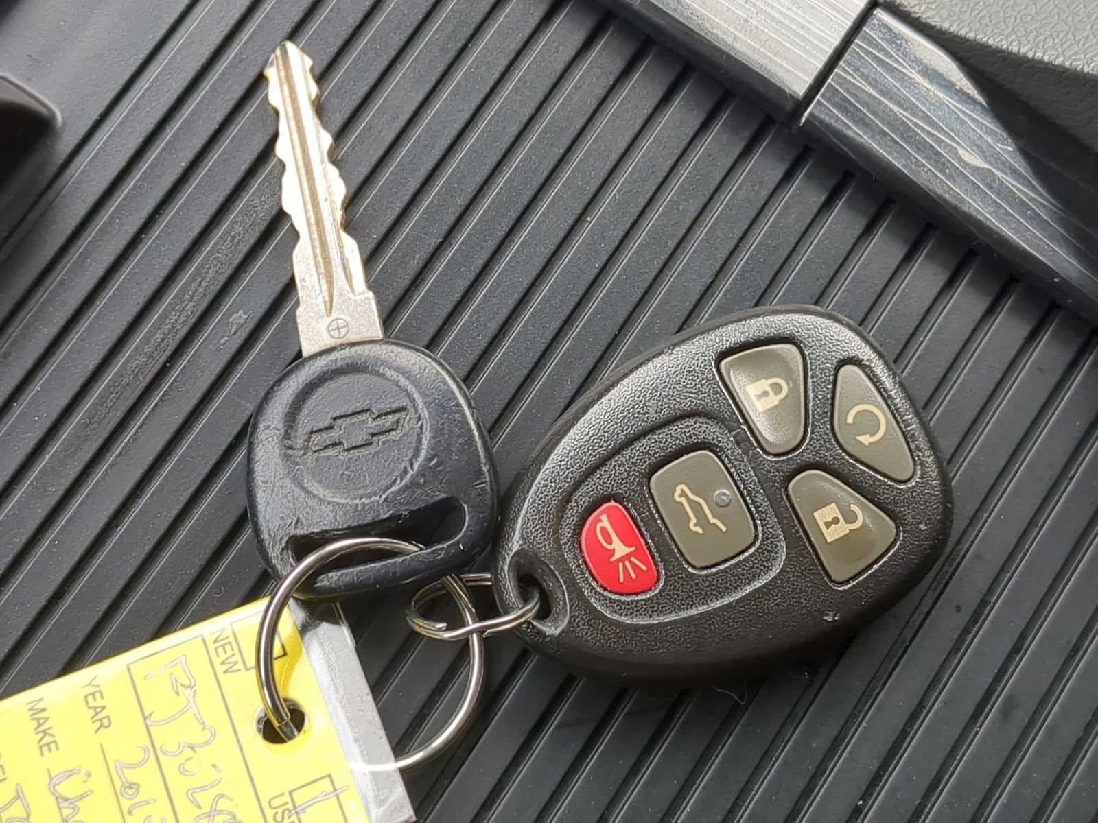 Thumbnail: 2015 Chevrolet Traverse - 34