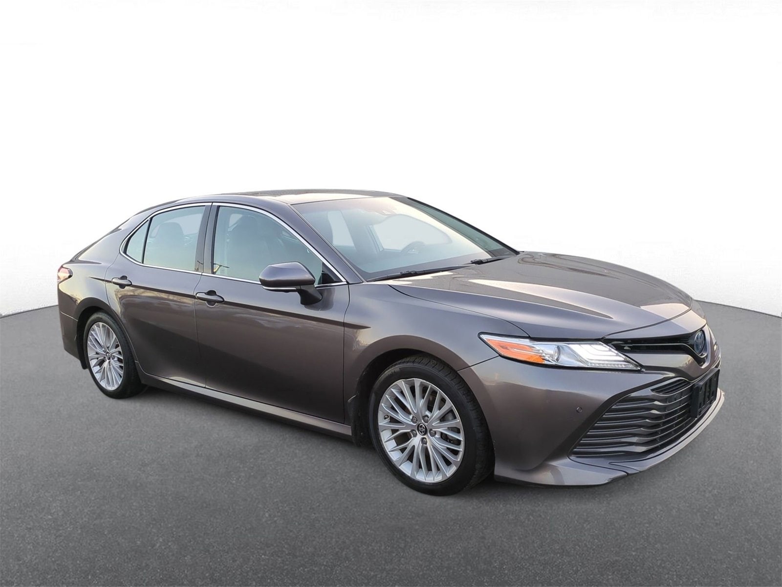 Thumbnail: 2018 Toyota Camry - 2
