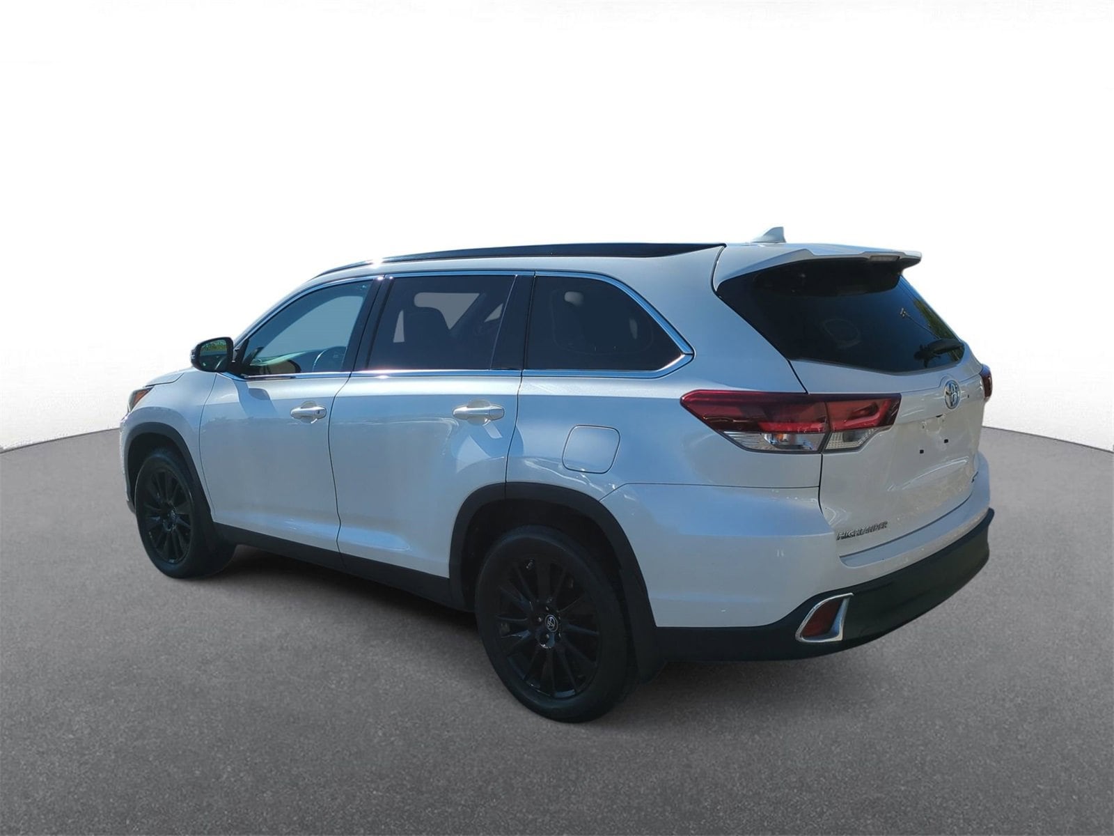Thumbnail: 2019 Toyota Highlander - 6