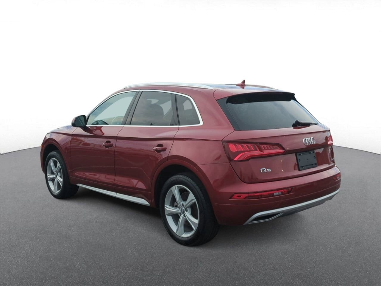 Thumbnail: 2020 Audi Q5 - 6