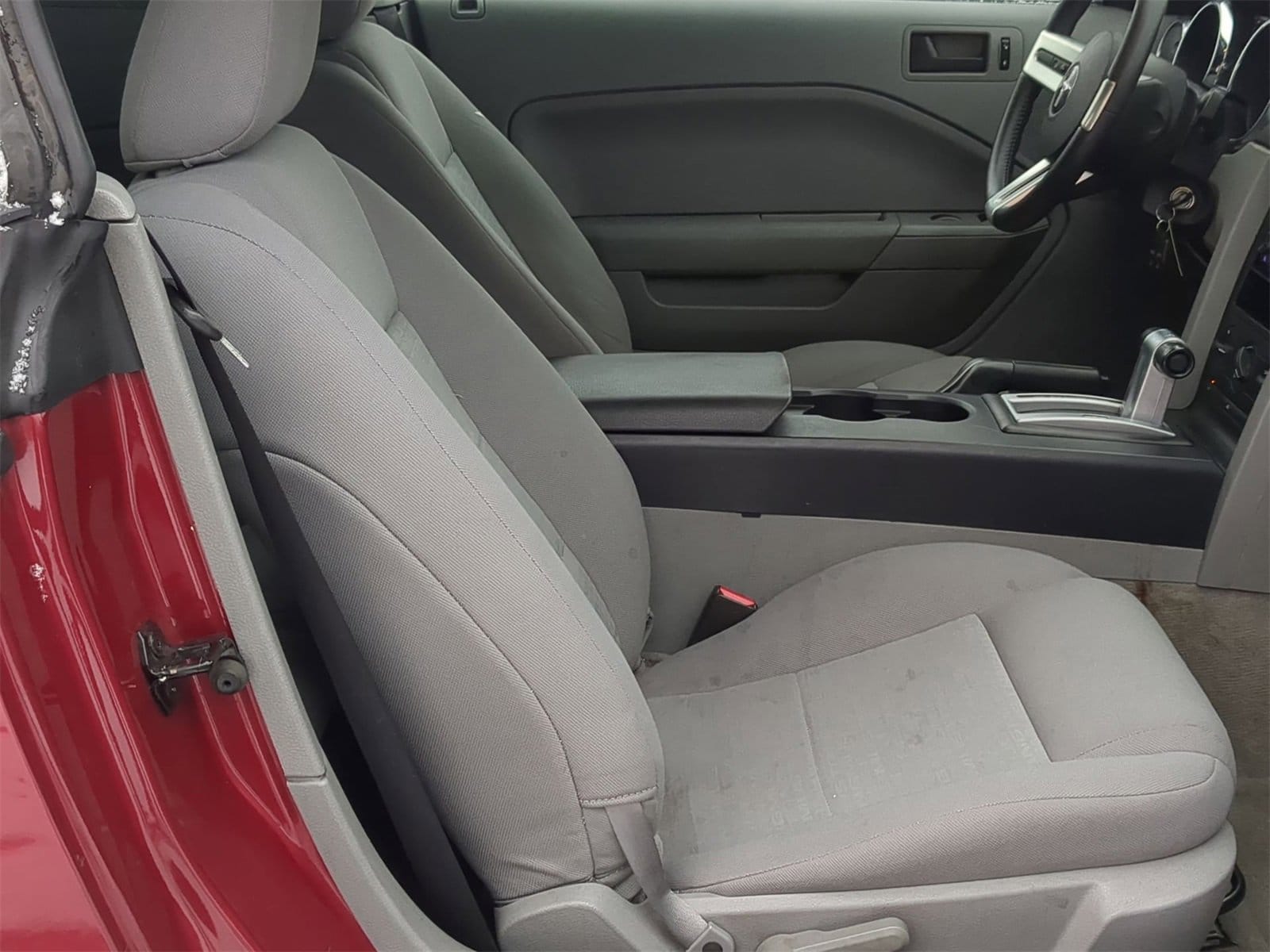 Thumbnail: 2006 Ford Mustang - 19