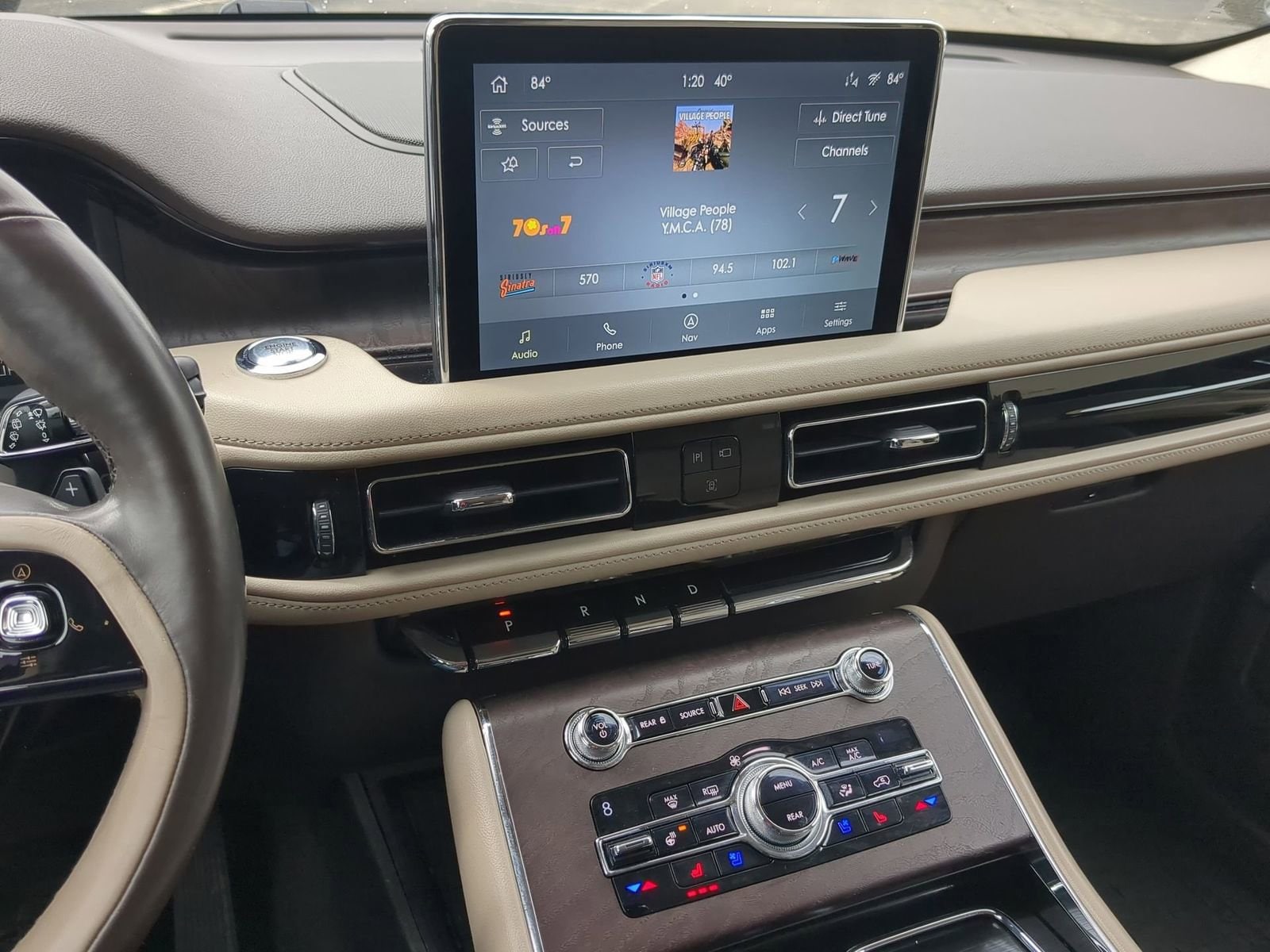 Thumbnail: 2020 Lincoln Aviator - 26