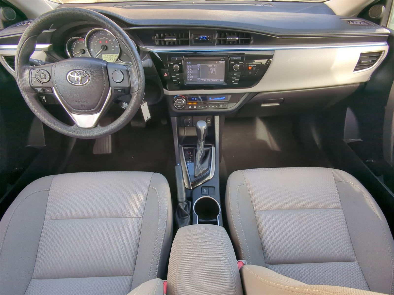 Thumbnail: 2014 Toyota Corolla - 22