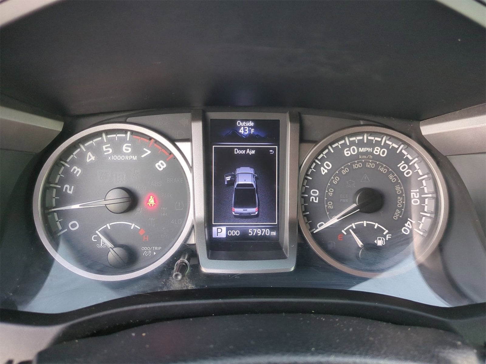 Thumbnail: 2018 Toyota Tacoma - 31