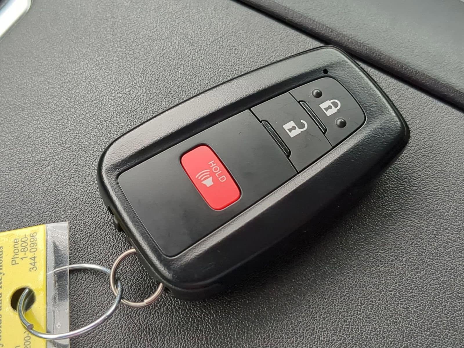 Thumbnail: 2023 Toyota Highlander - 33