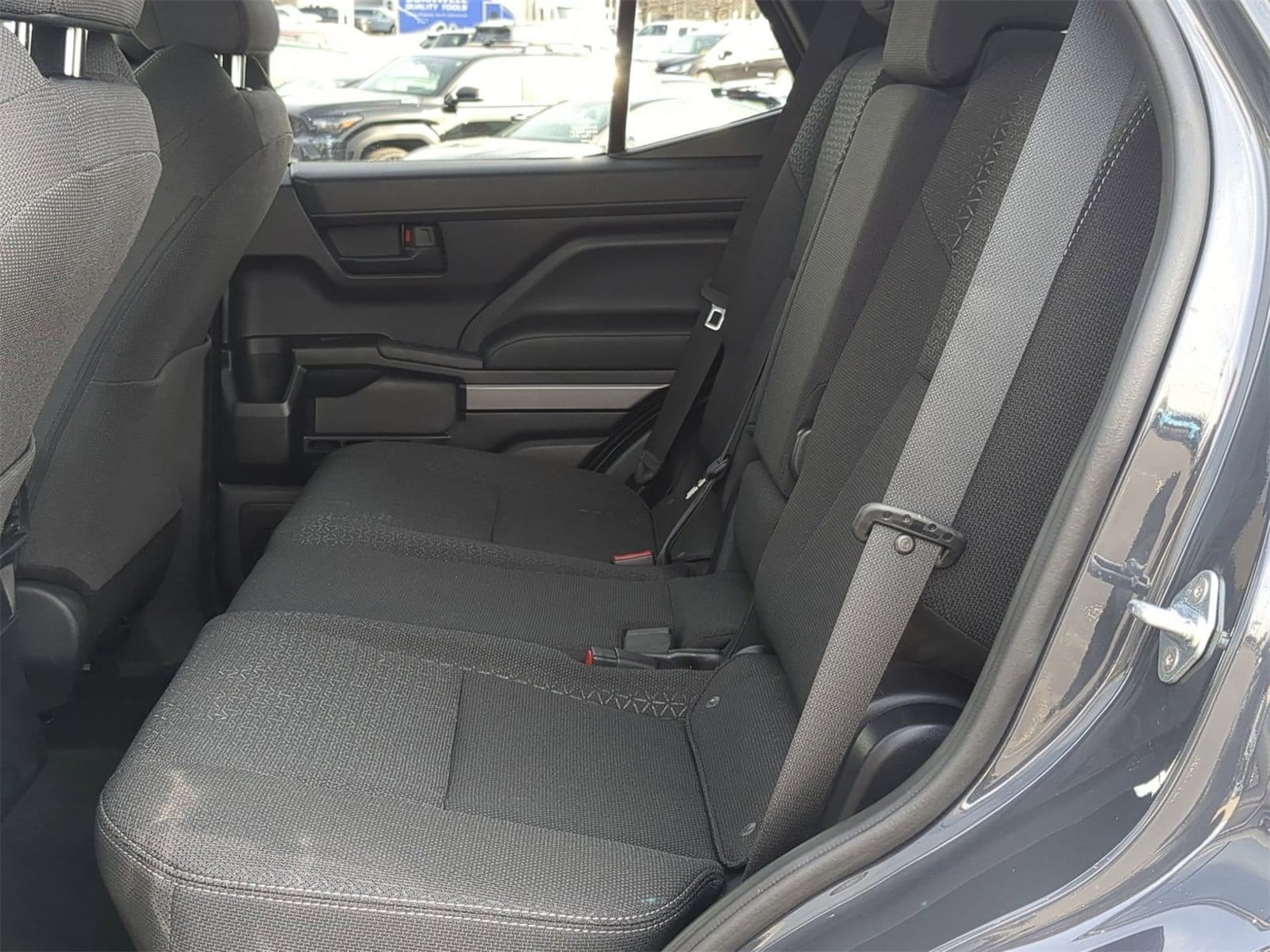 Thumbnail: 2025 Toyota 4Runner - 25