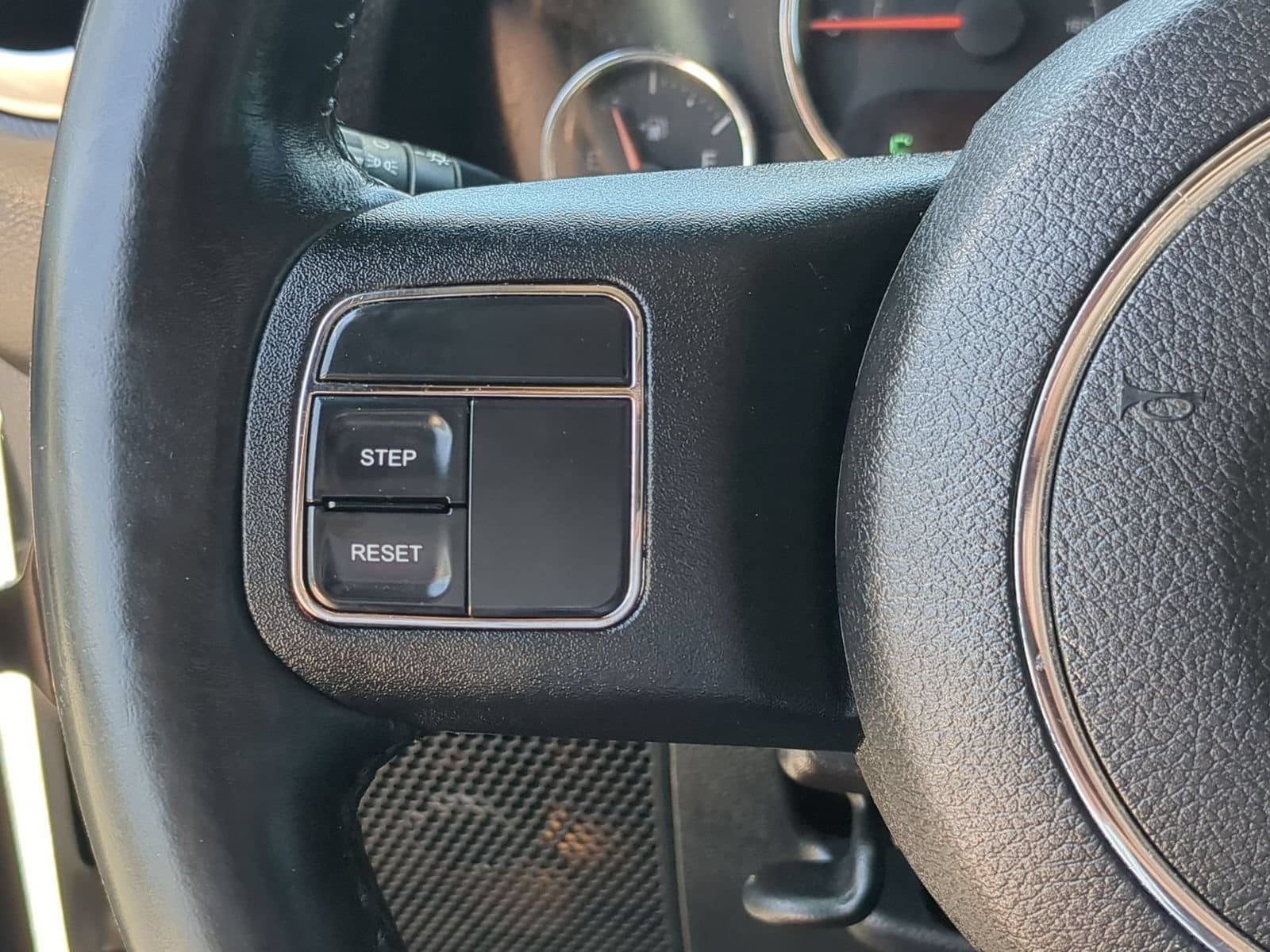 Thumbnail: 2014 Jeep Wrangler - 21