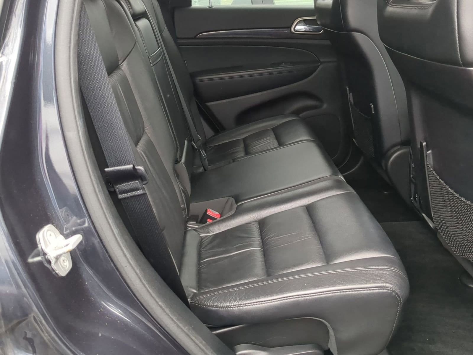 Thumbnail: 2013 Jeep Grand Cherokee - 20