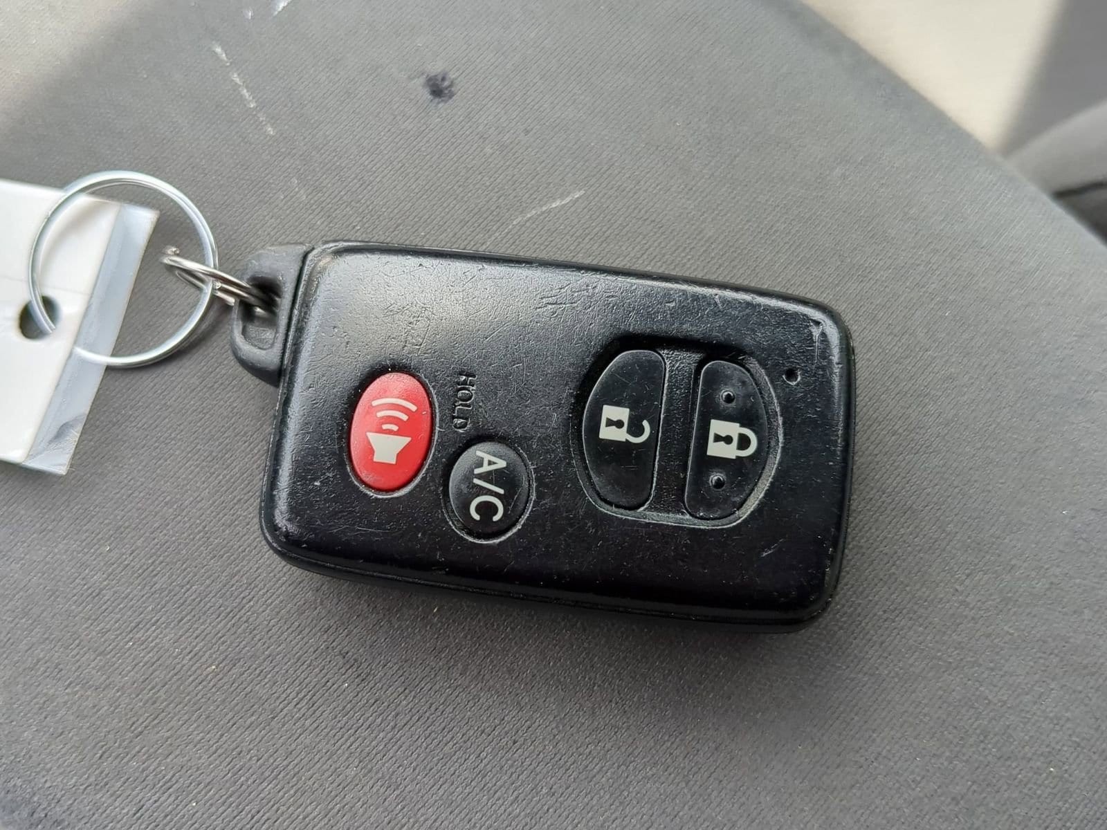 Thumbnail: 2010 Toyota Prius - 33