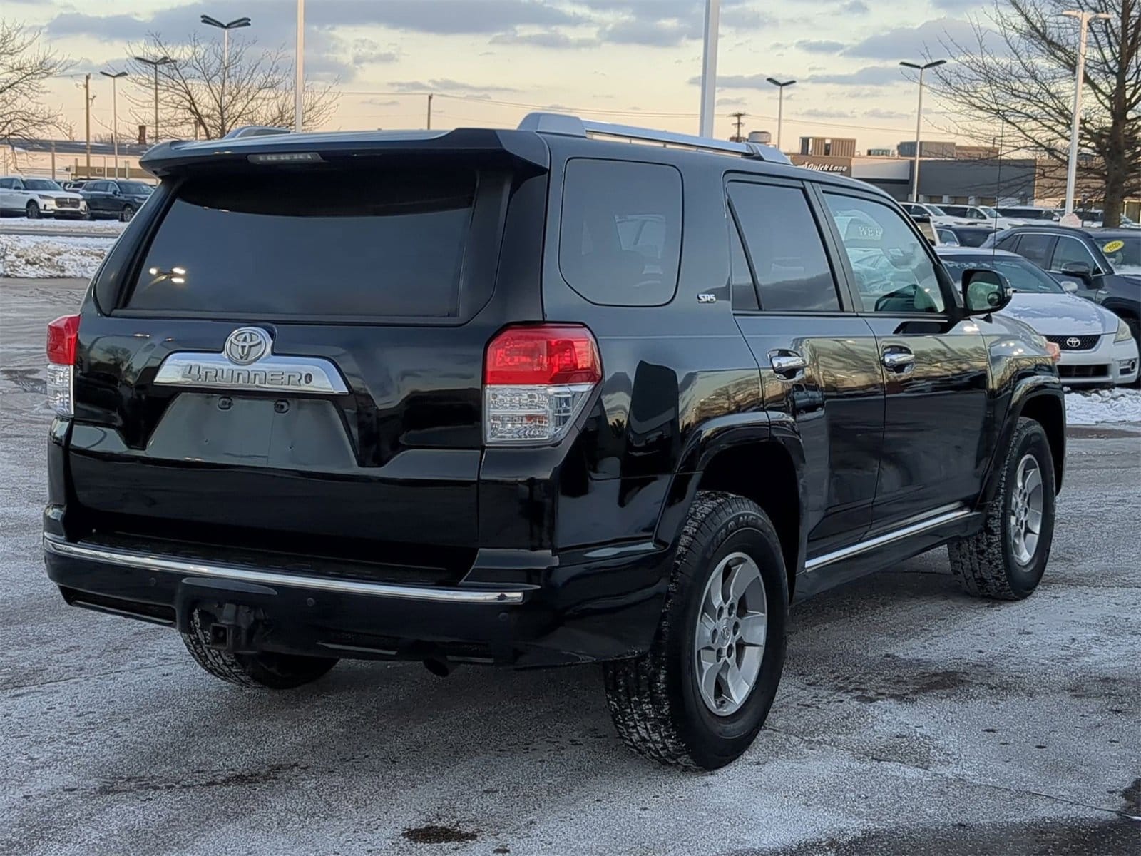 Thumbnail: 2011 Toyota 4Runner - 14