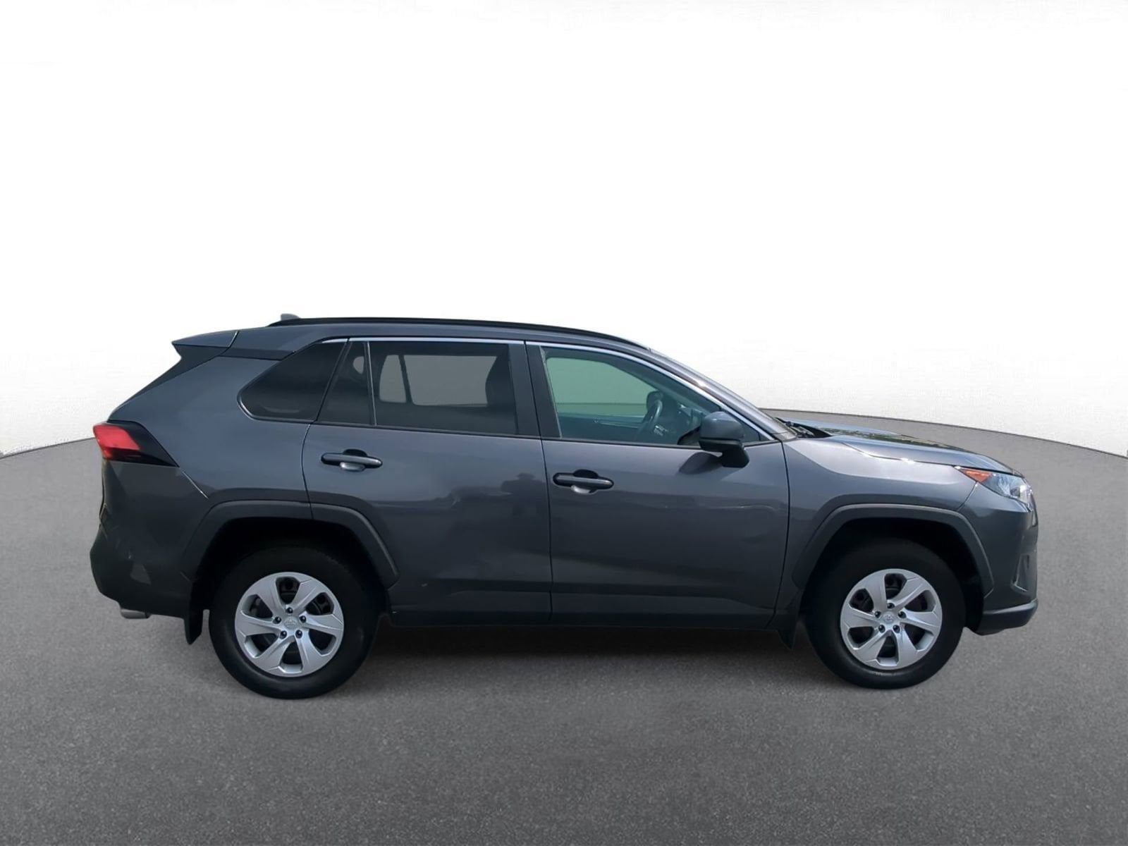 Thumbnail: 2019 Toyota RAV4 - 9