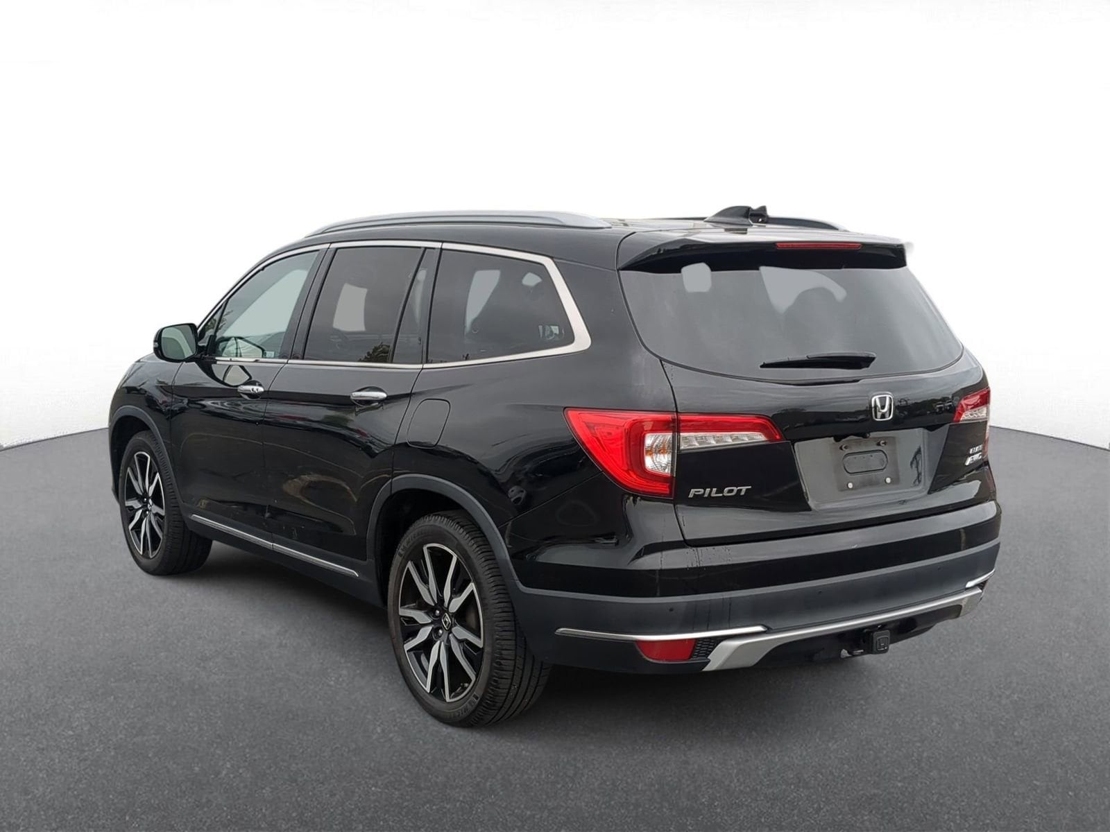 Thumbnail: 2019 Honda Pilot - 6