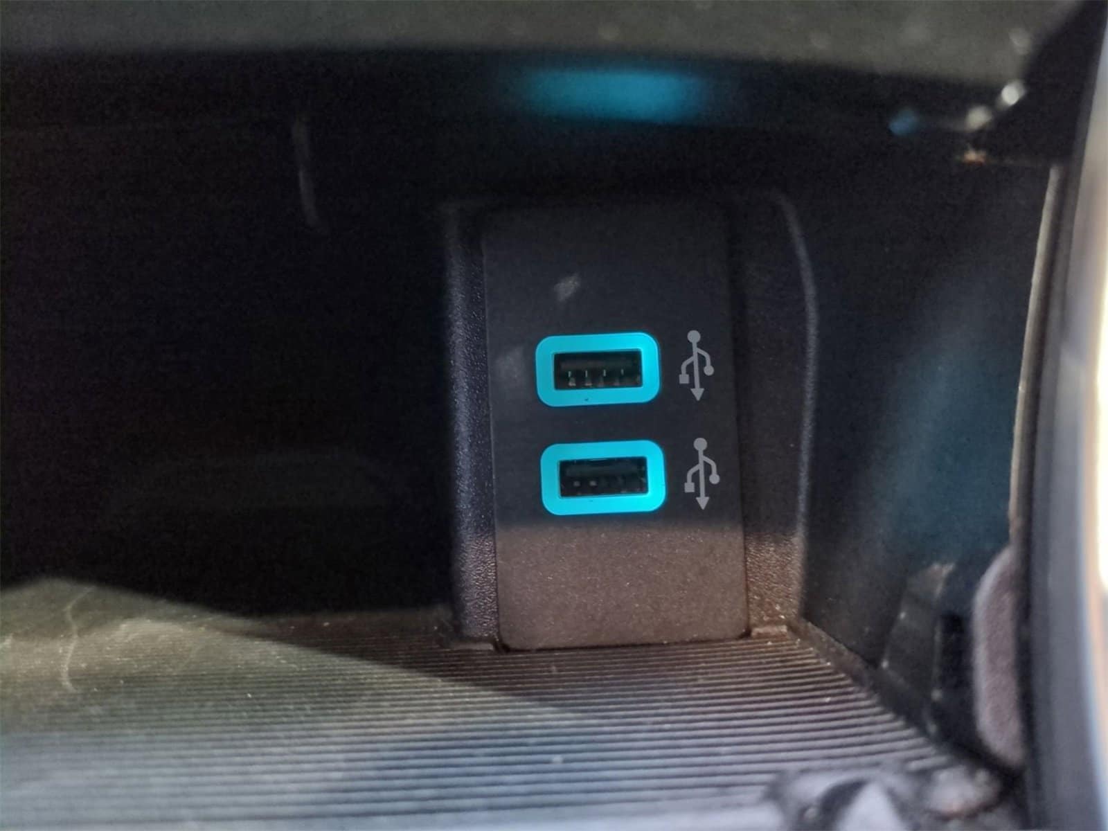 Thumbnail: 2018 Ford Edge - 31