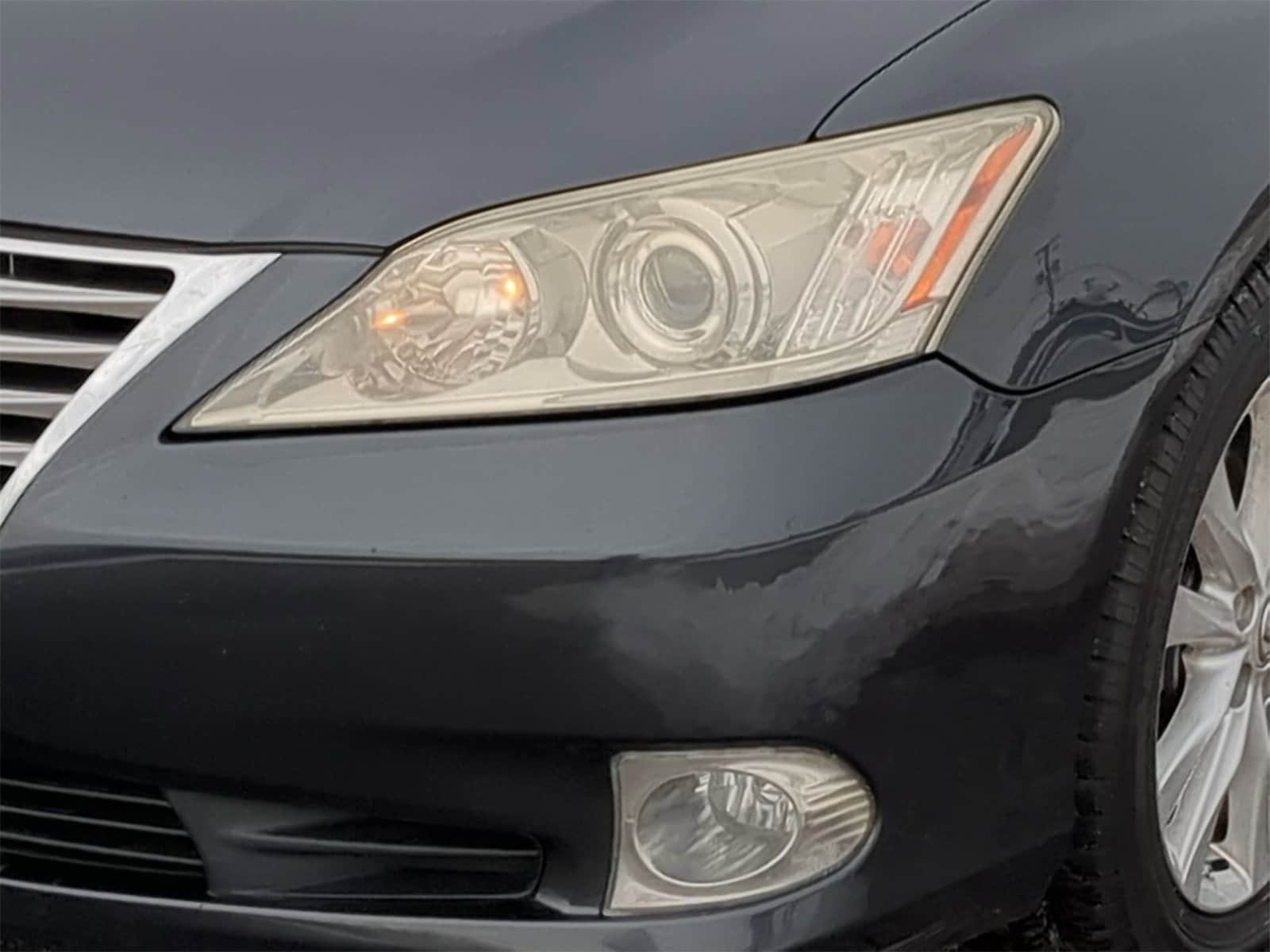 Thumbnail: 2010 Lexus ES - 18