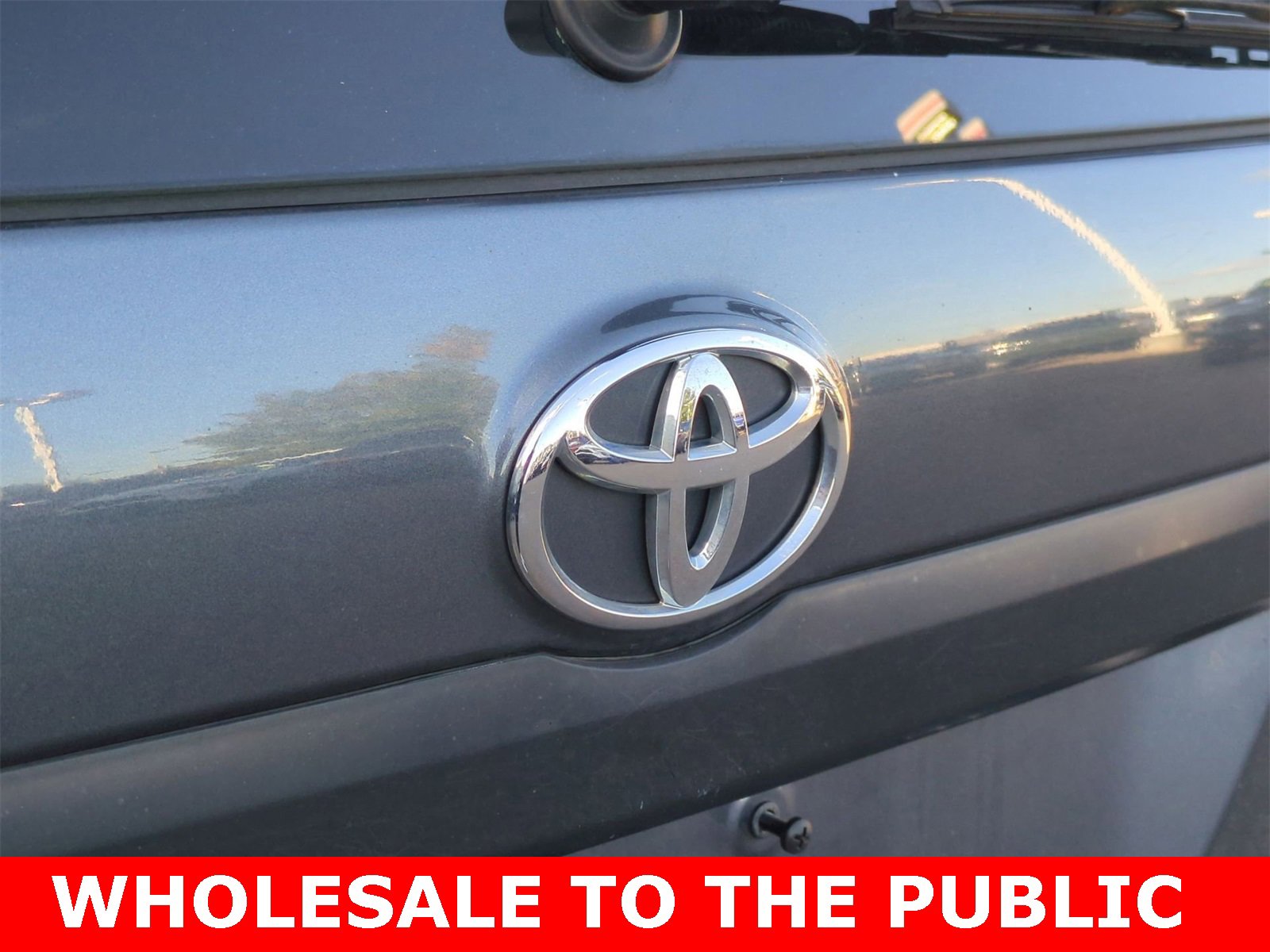 Thumbnail: 2010 Toyota Sienna - 12