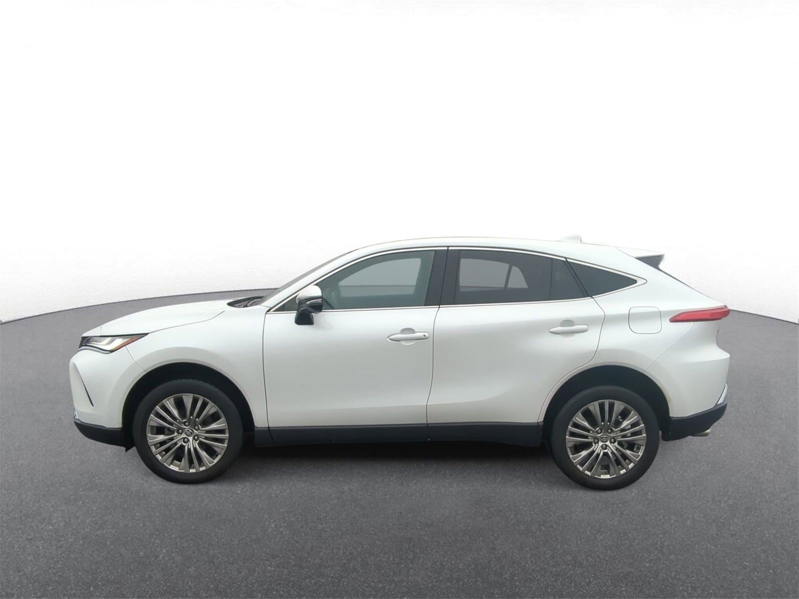 Thumbnail: 2024 Toyota Venza - 5