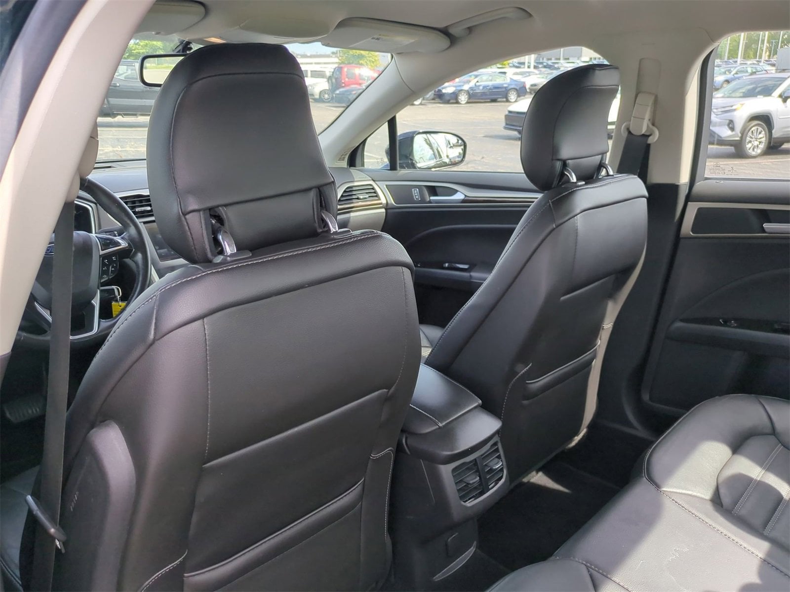 Thumbnail: 2014 Ford Fusion - 18