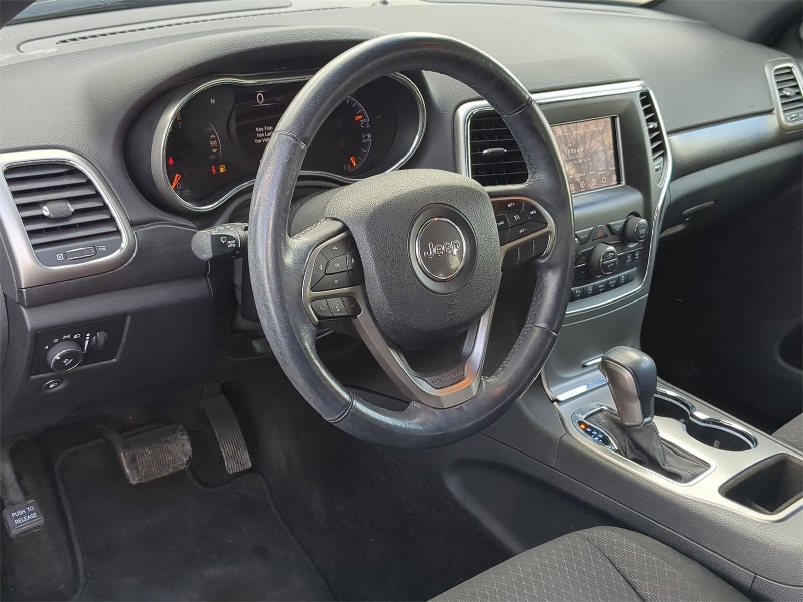 Thumbnail: 2018 Jeep Grand Cherokee - 10